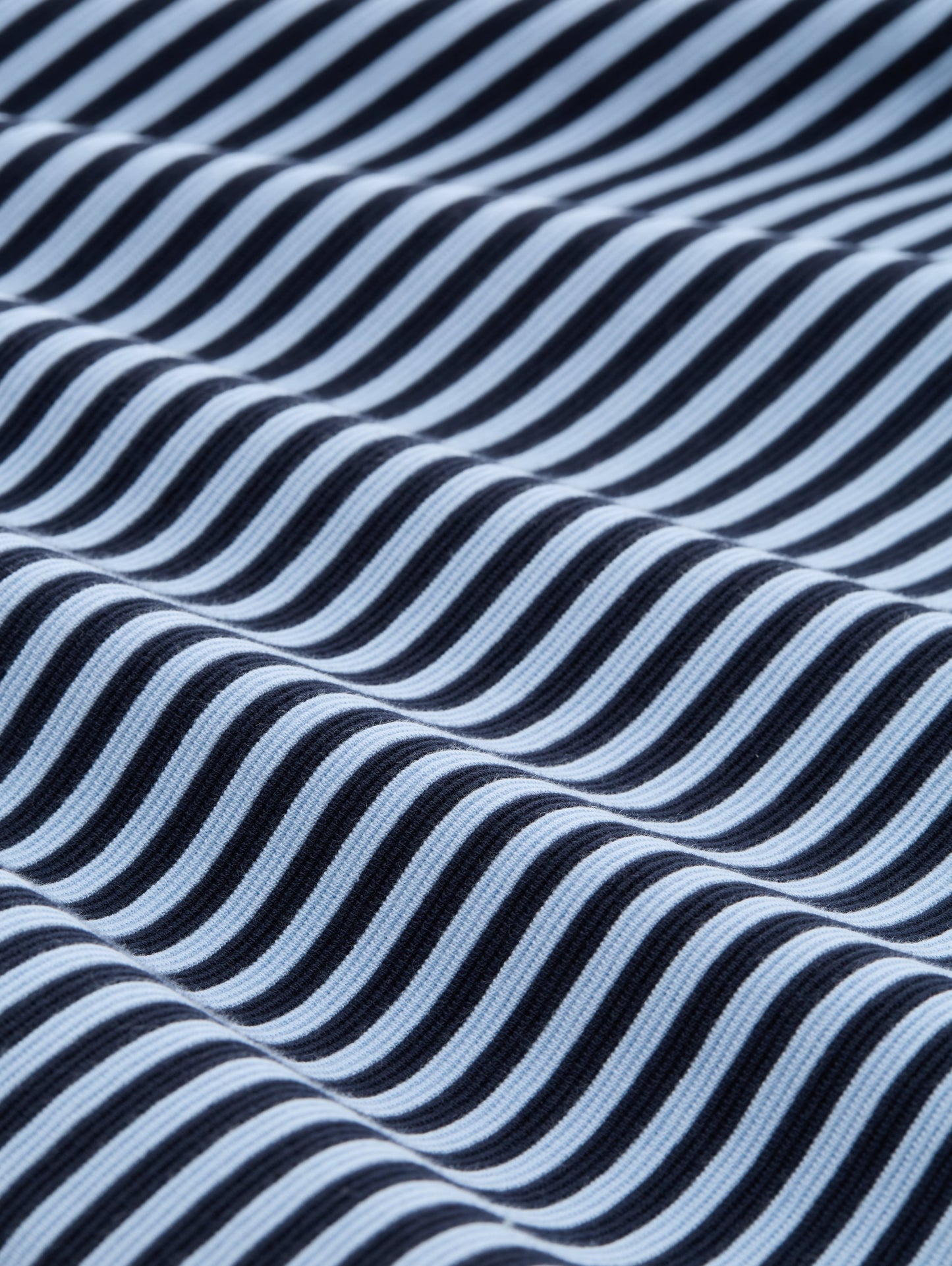 Langarmshirt mit Knopf-Details