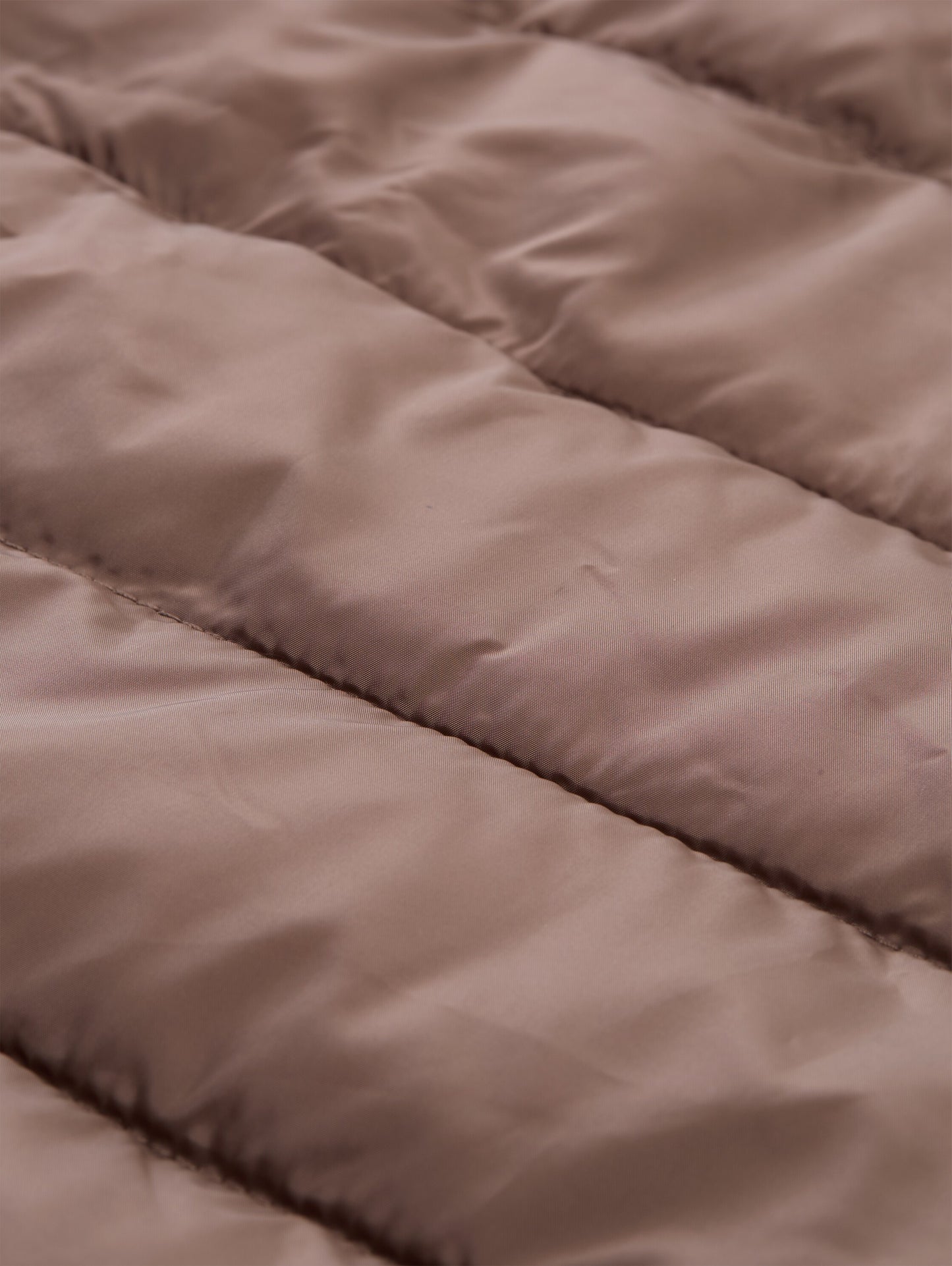 Lightweight Steppjacke mit Kapuze