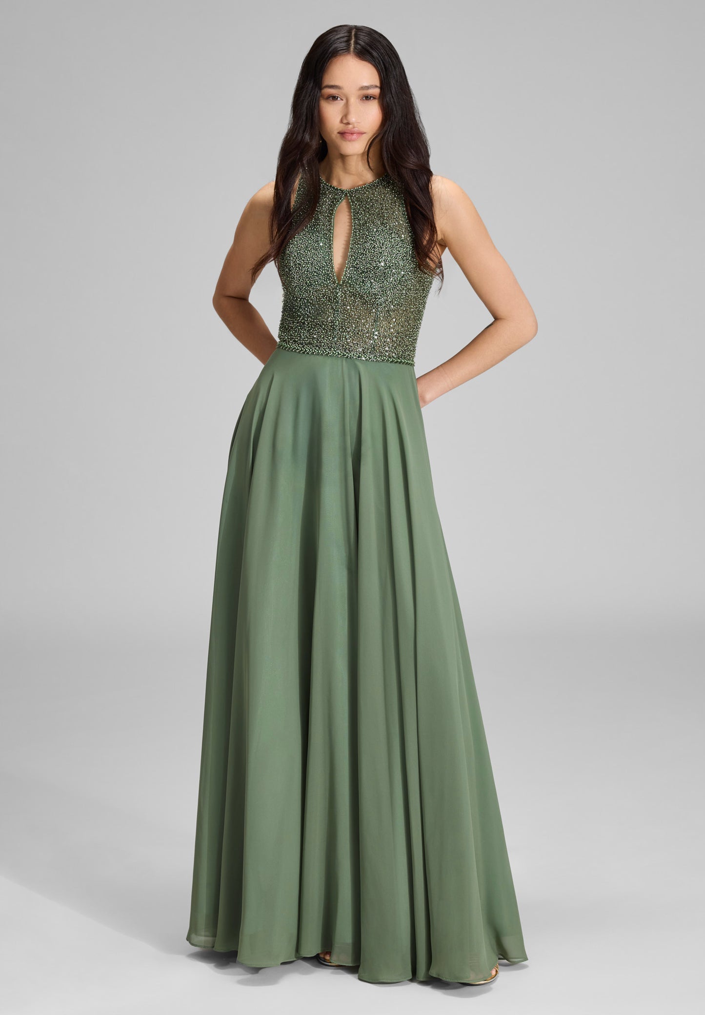 Abendkleid mit Stickerei und Cut-Out Detail