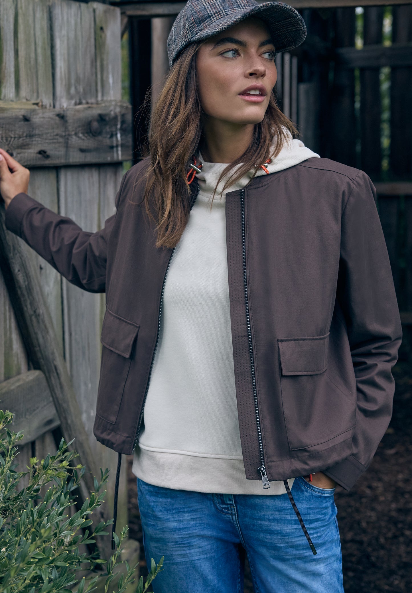 Kurze Jacke