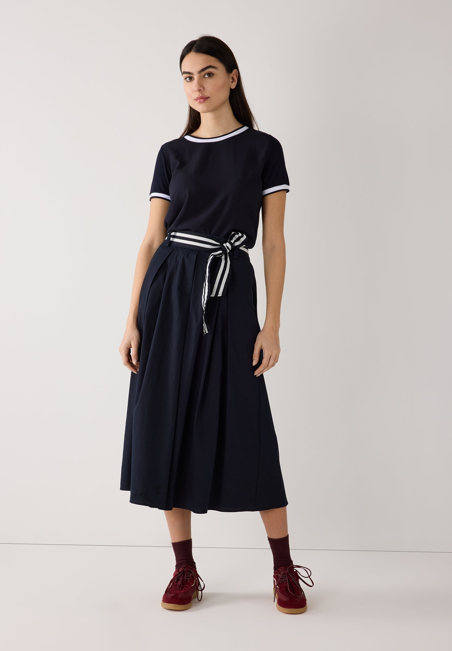 Blusenshirt mit Kontrastabschlüssen