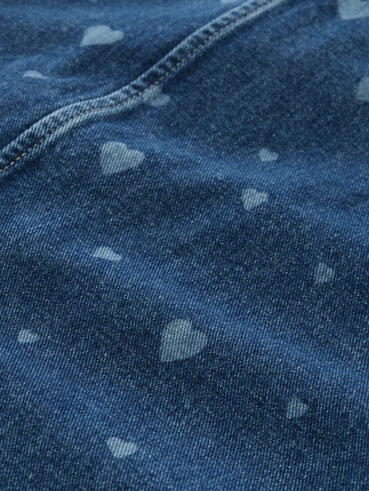 Jeansjacke mit aufgesetzten Taschen