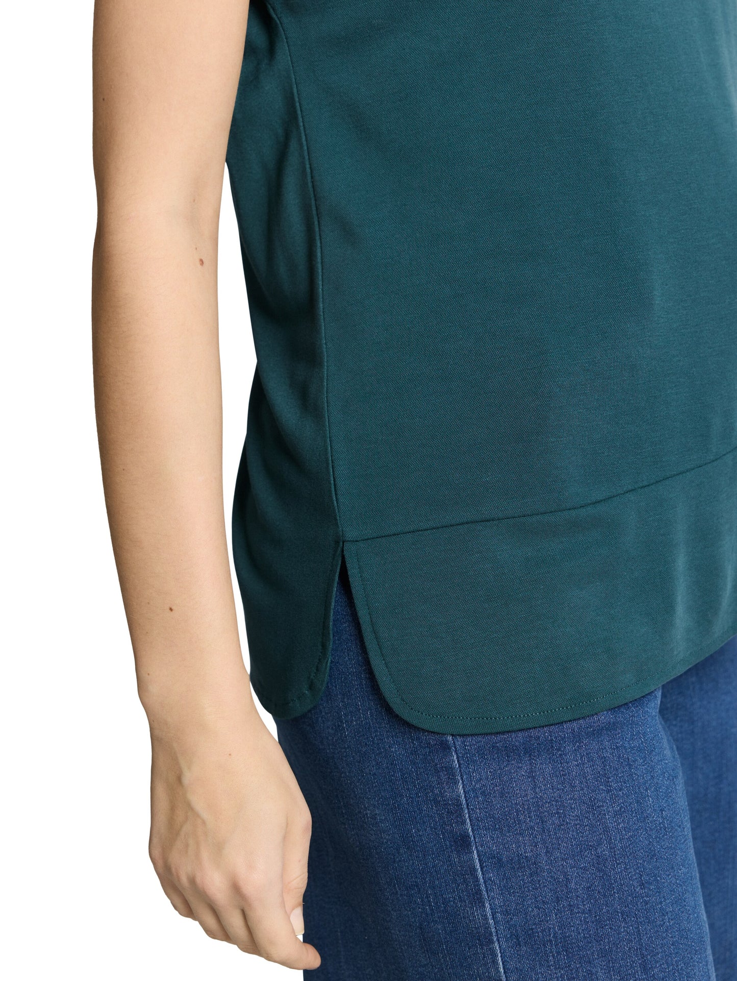 T-Shirt aus Materialmix