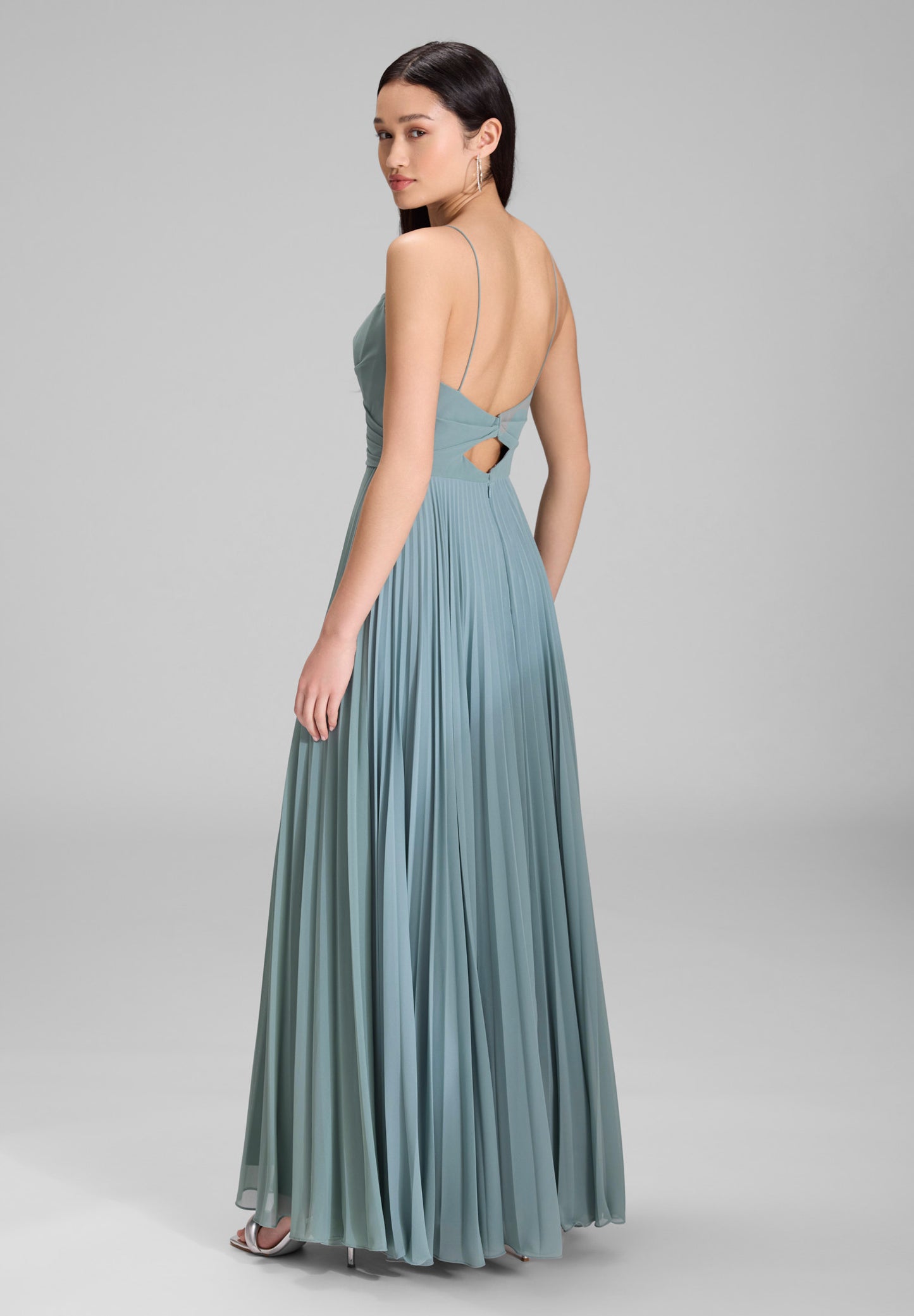 Chiffonkleid mit Plisseerock