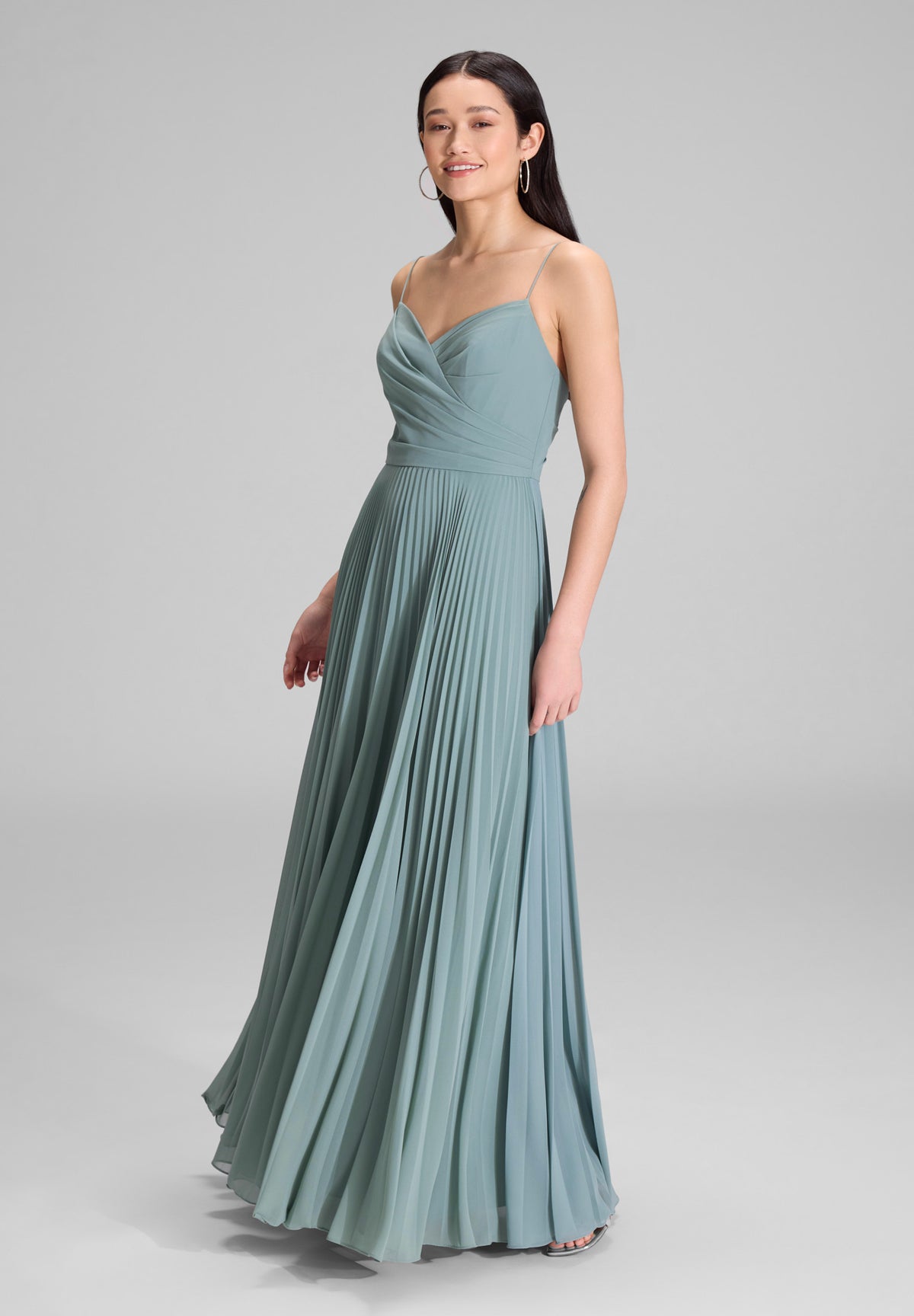 Chiffonkleid mit Plisseerock