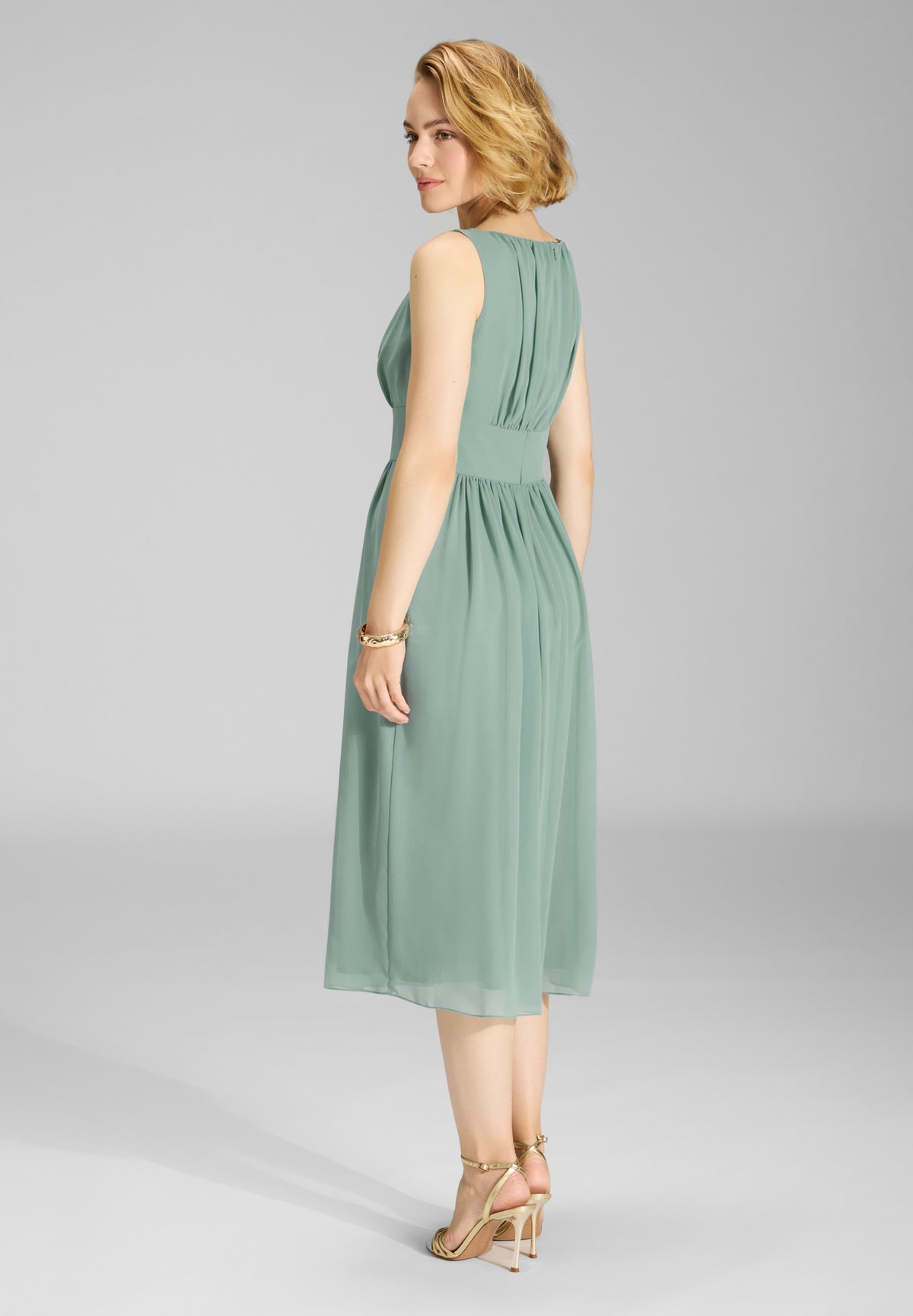 Chiffonkleid mit Taillenpasse