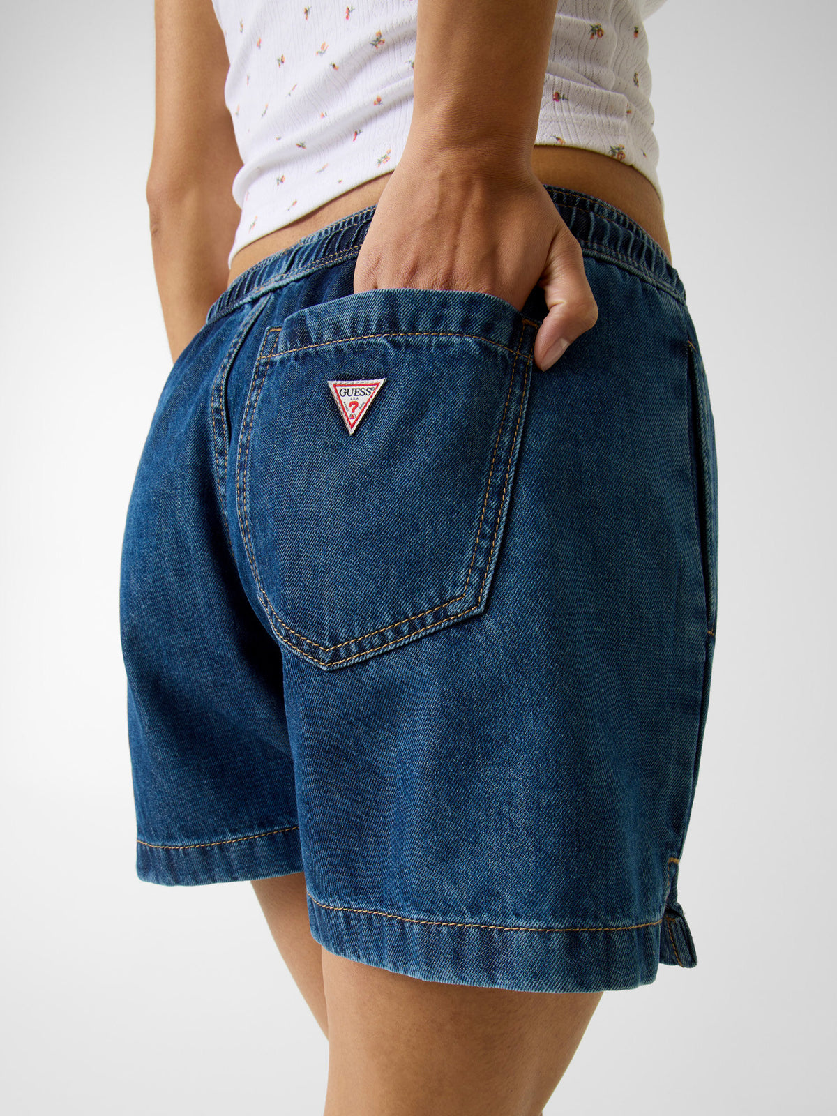 GJ DRAWSTRING SHORT