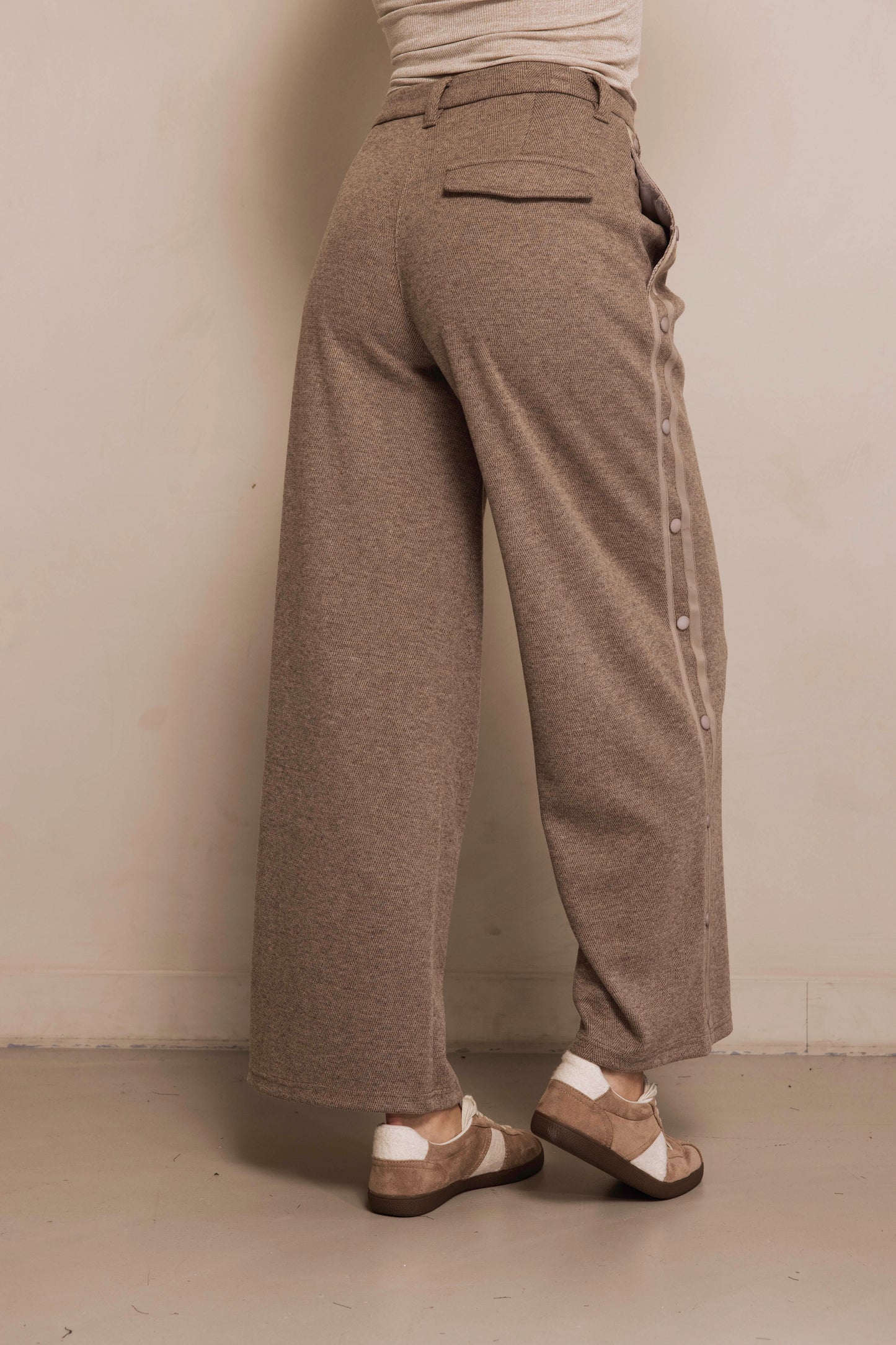 Zhrill Hose sportiv F248 SAND