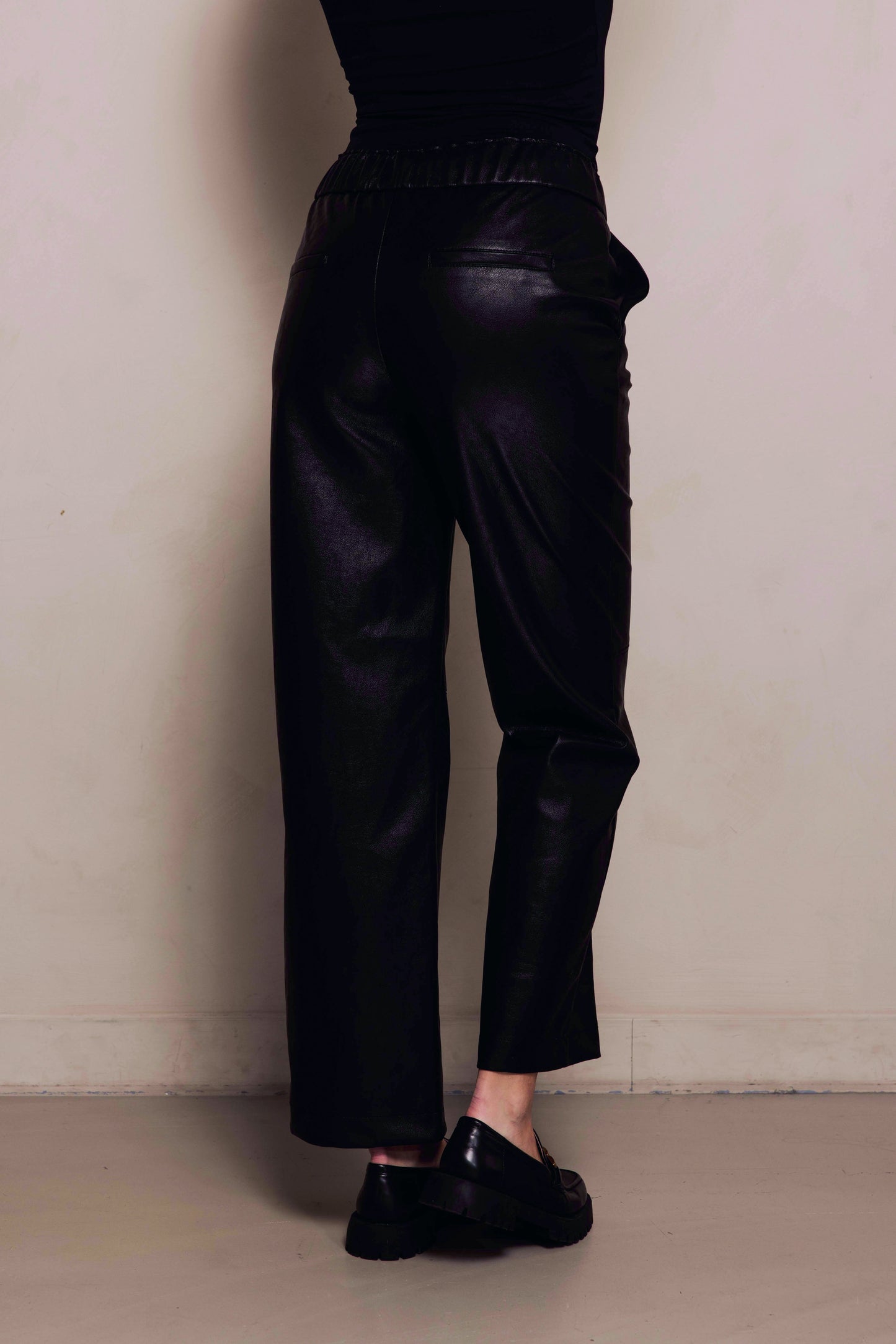 Zhrill Hose sportiv FBlack