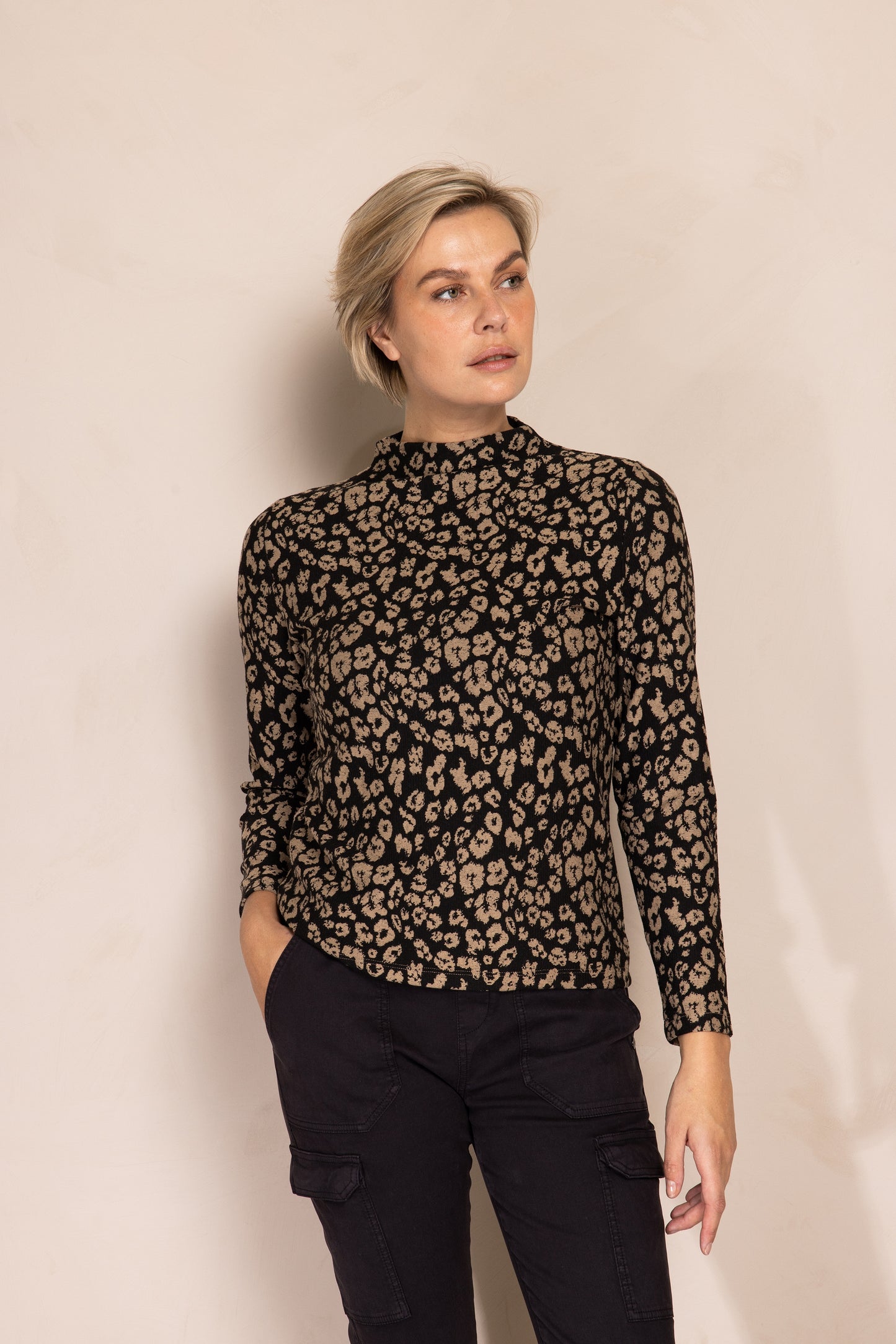 Zhrill T-Shirt 1/1 F117 Black