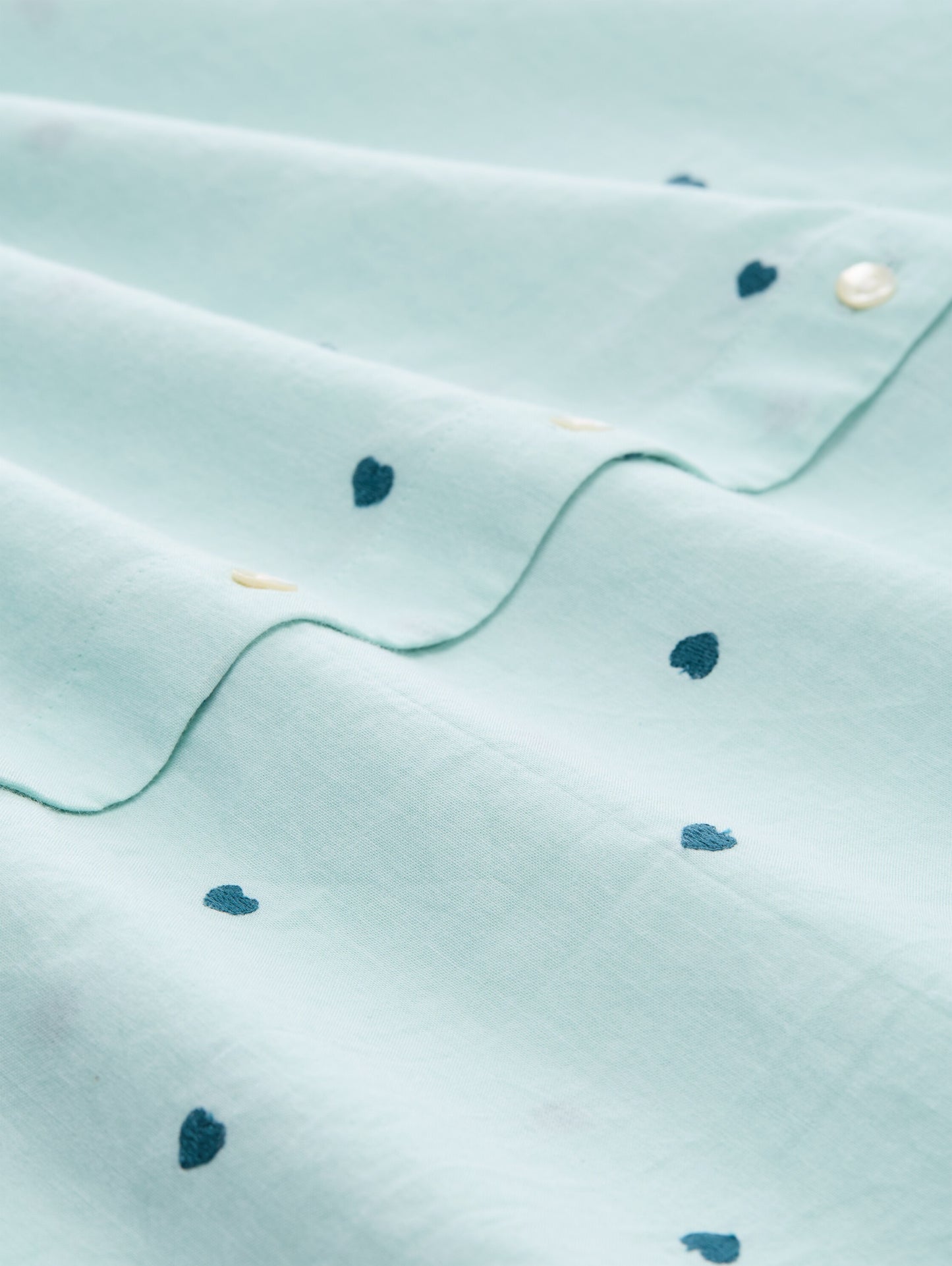 Bluse mit Herz-Stickerei