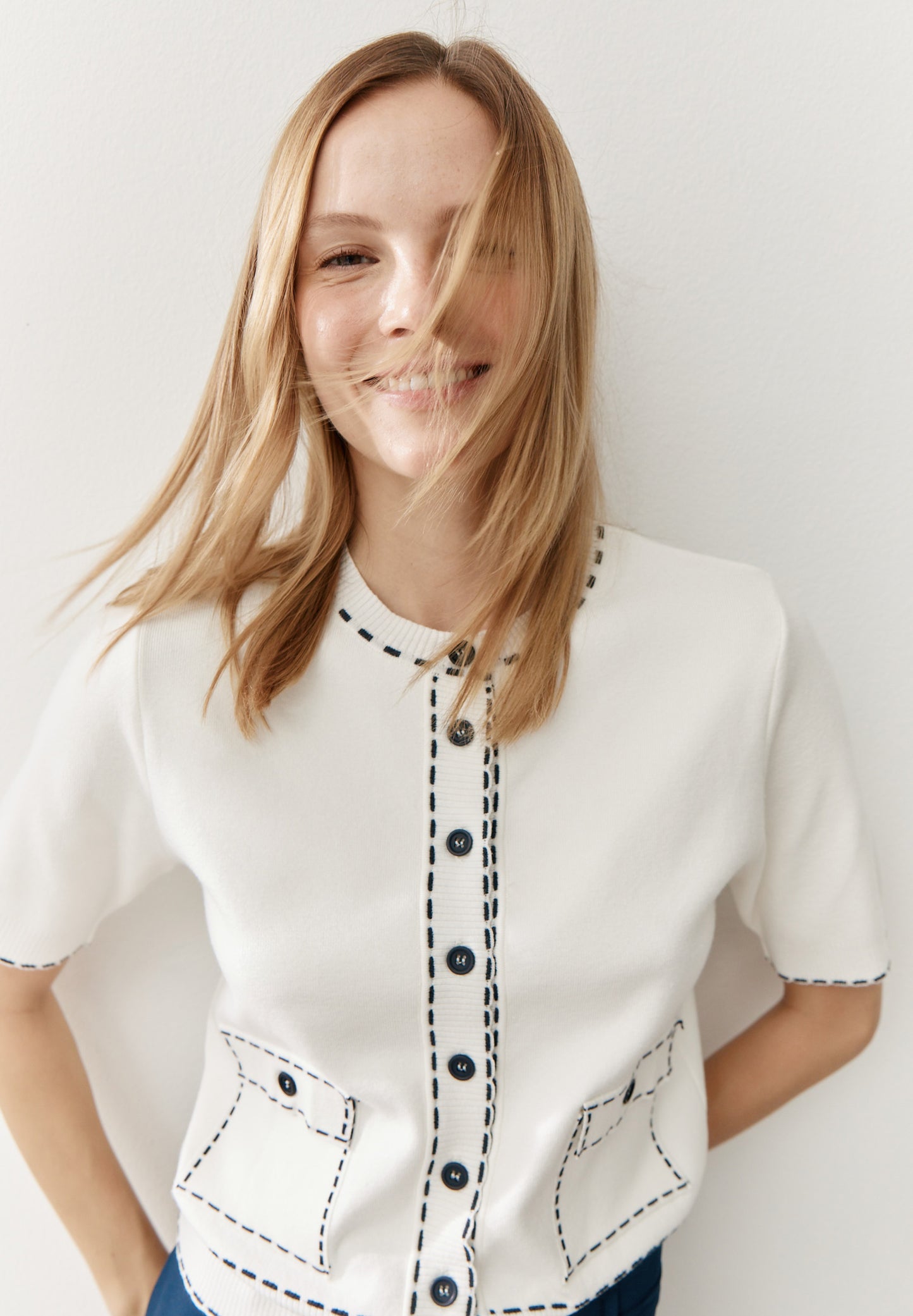 Cardigan mit Kontrastnaht