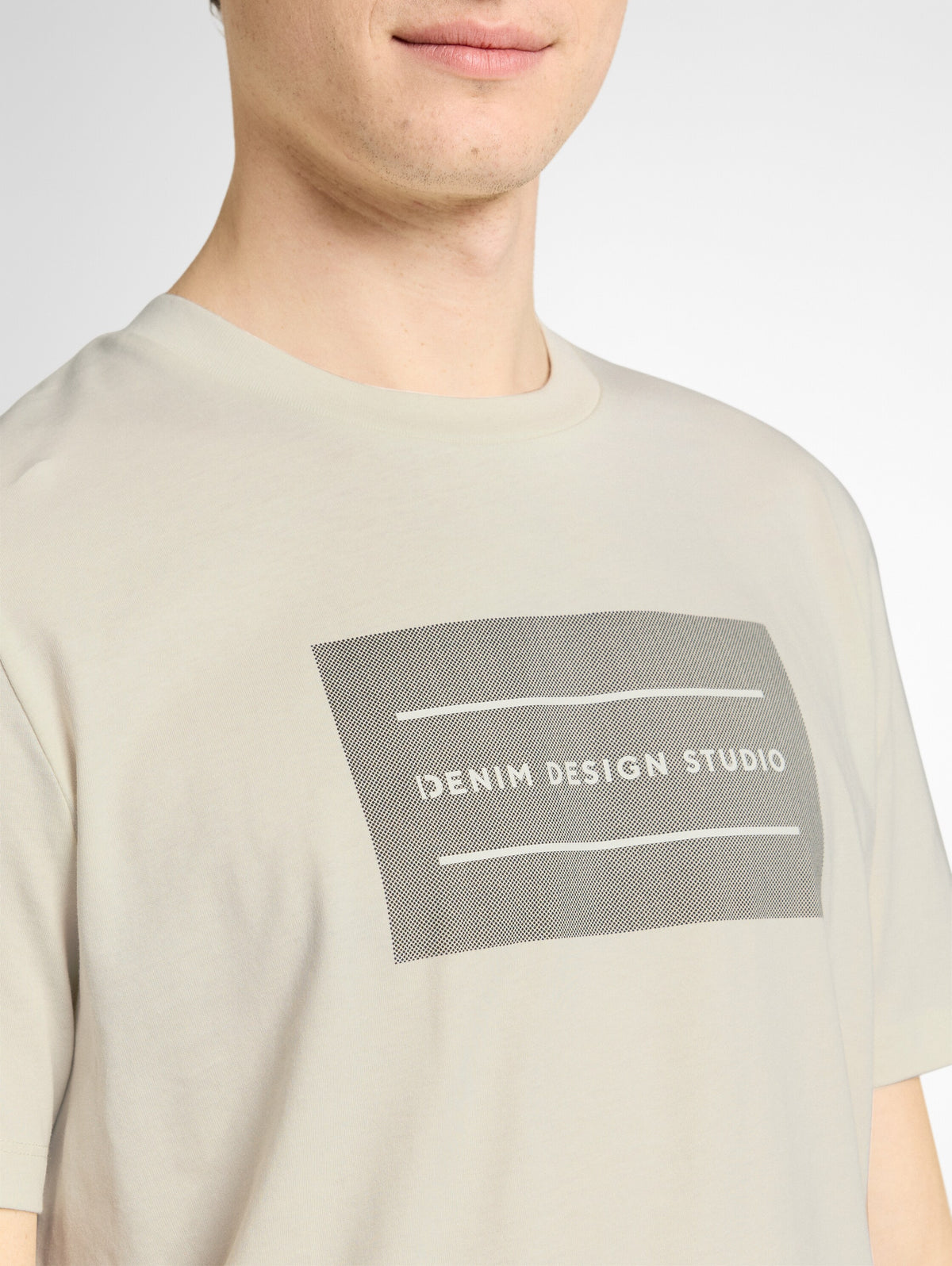 Basic T-Shirt mit Logo-Print