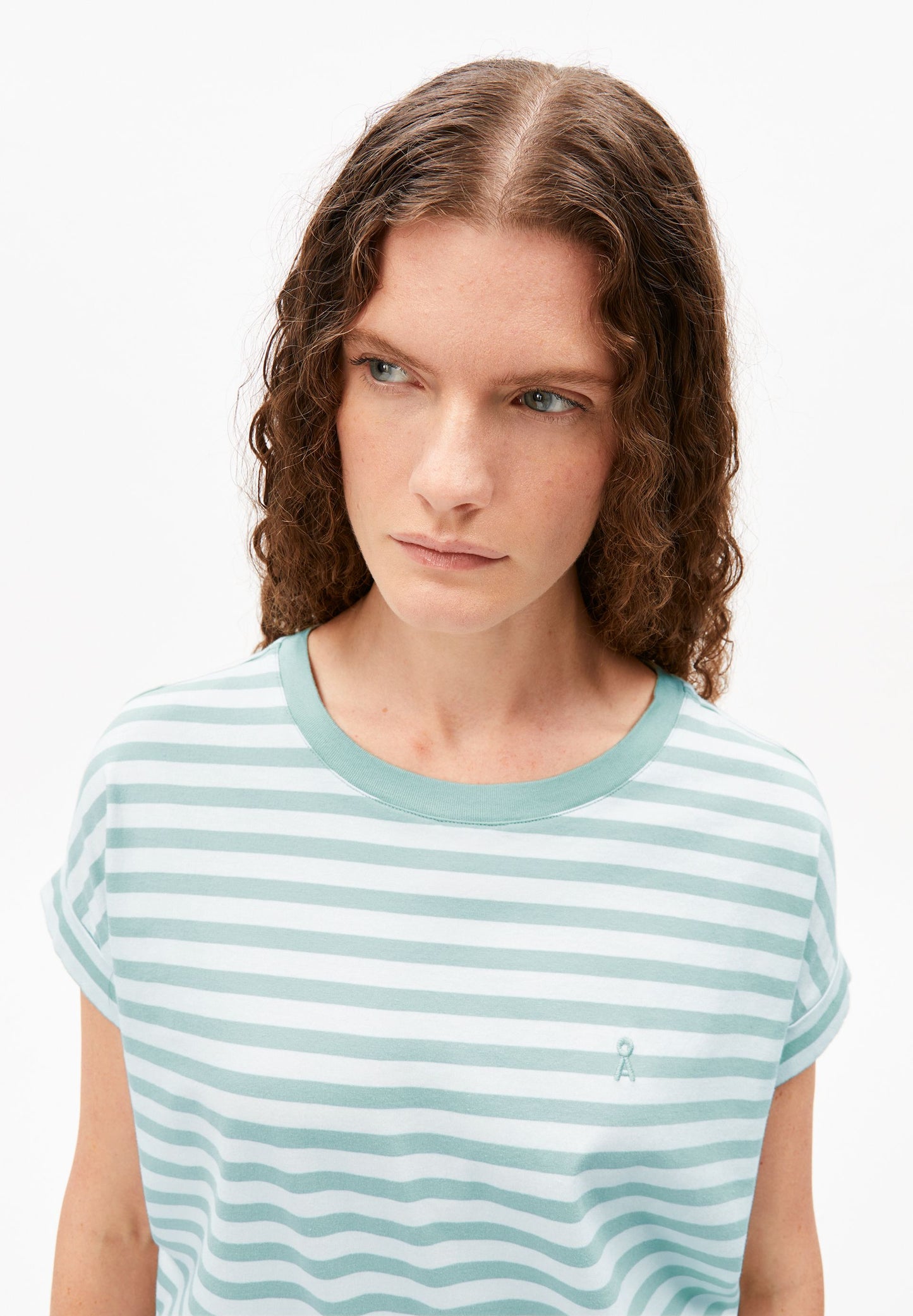IDAARA STRIPE T-SHIRT