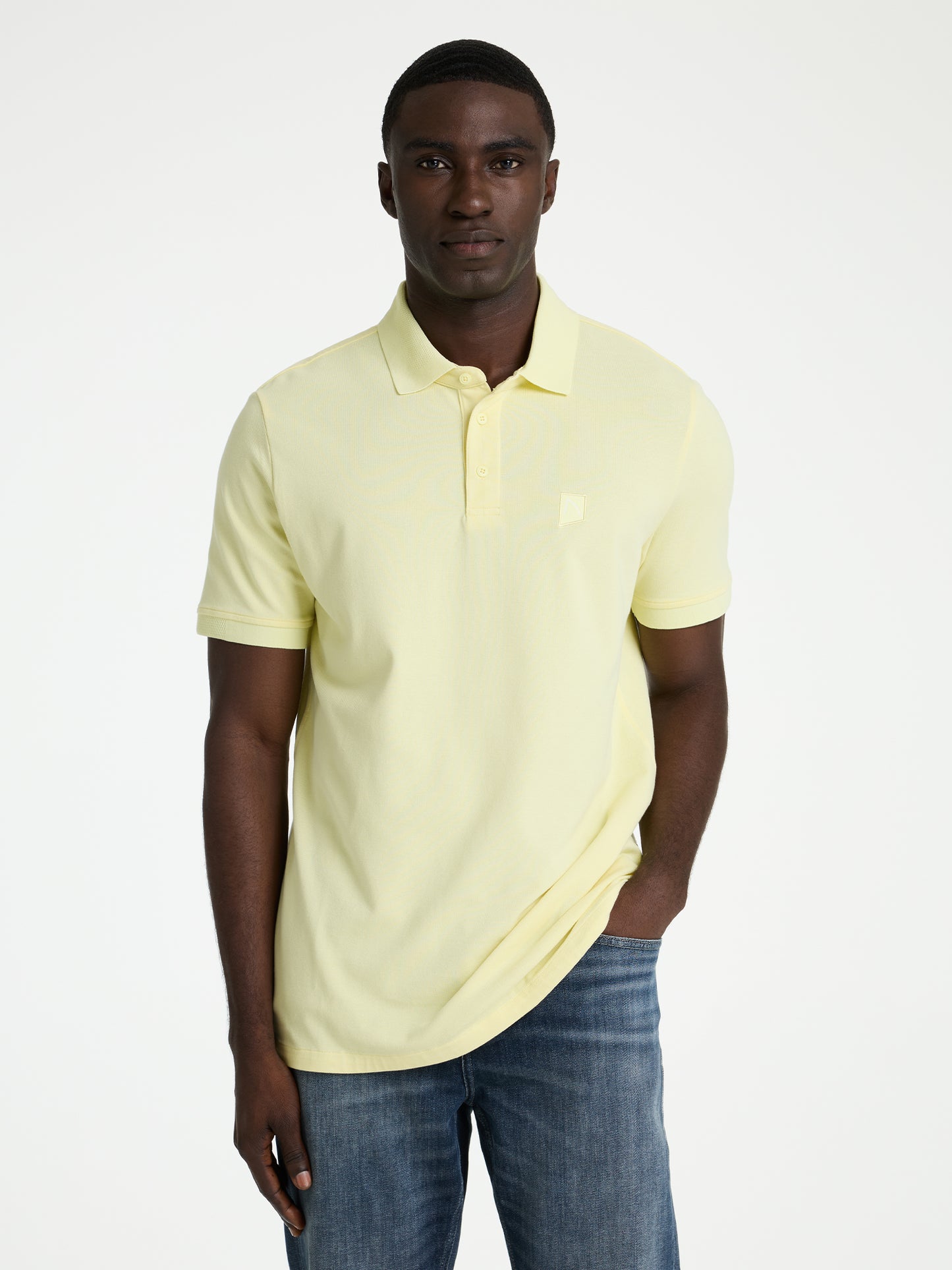 NAEL, YELLOW