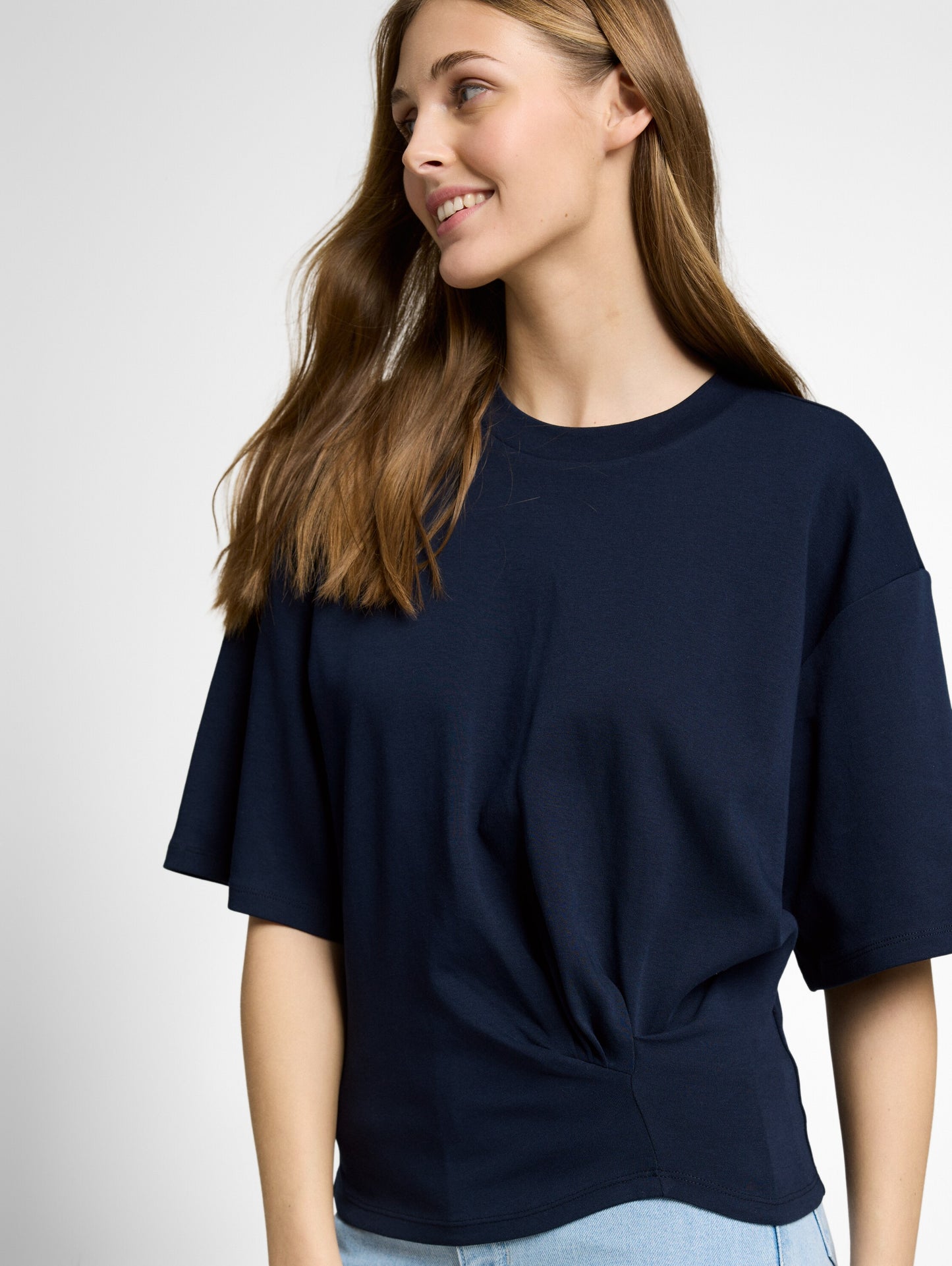 T-Shirt mit Knotendetail