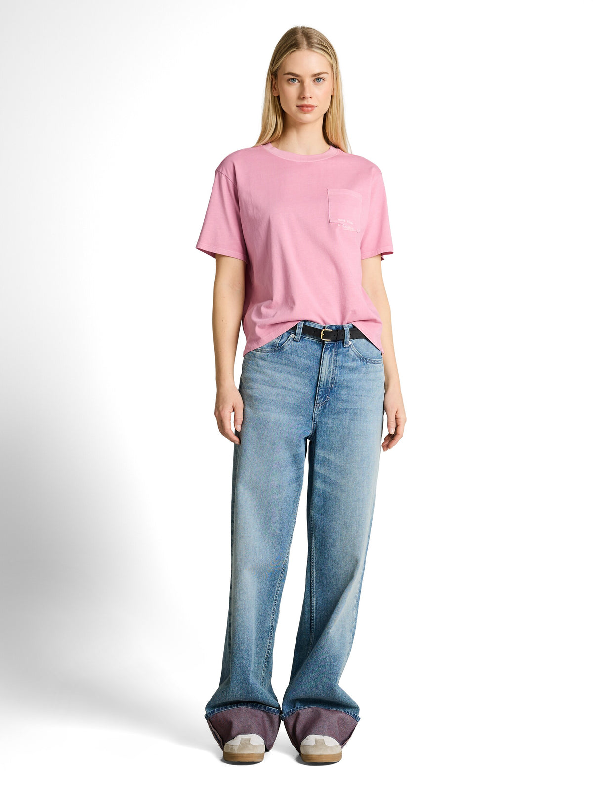 Boxy Fit T-Shirt mit Brusttasche