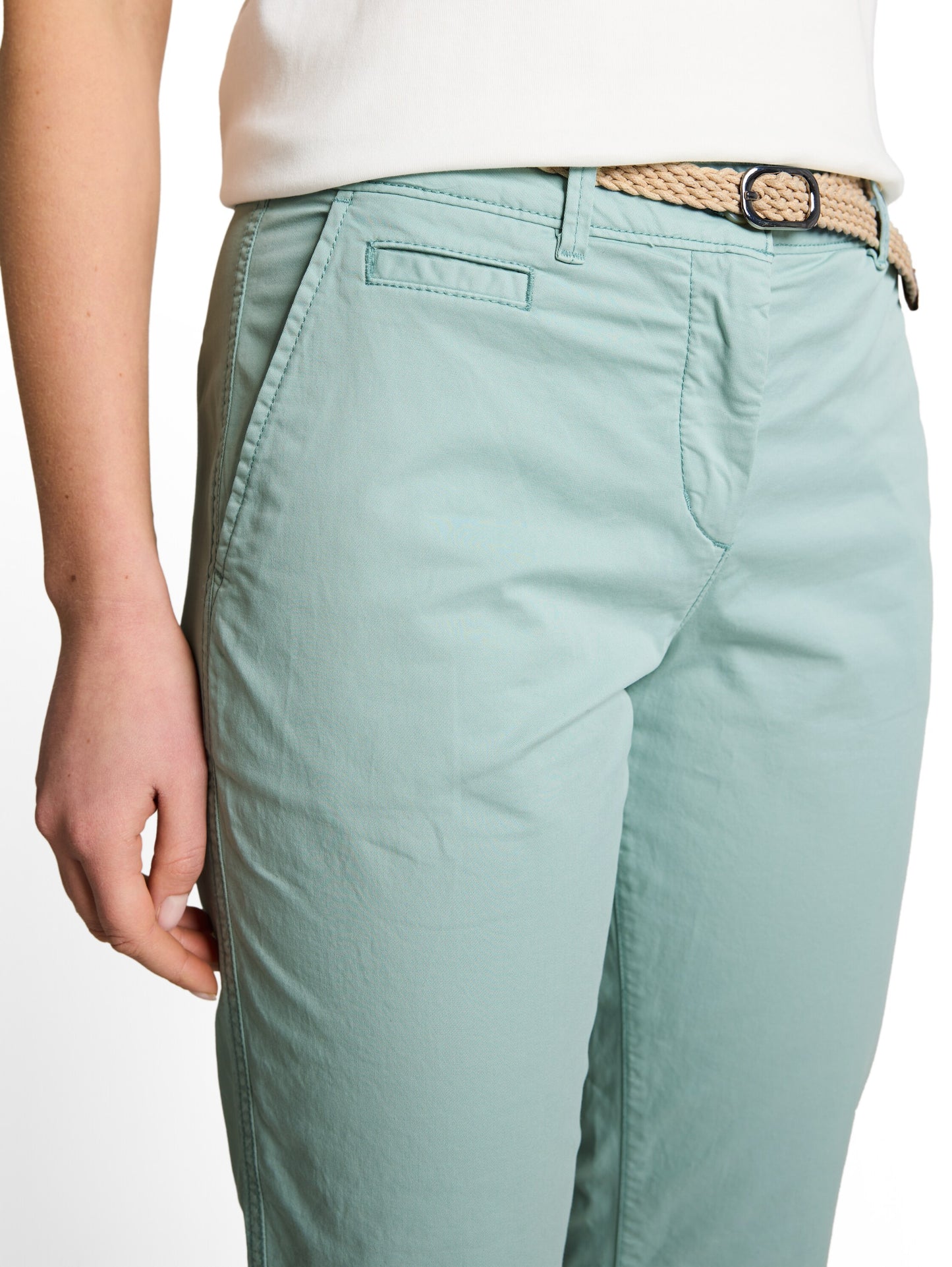 Slim Chino Hose mit Gürtel
