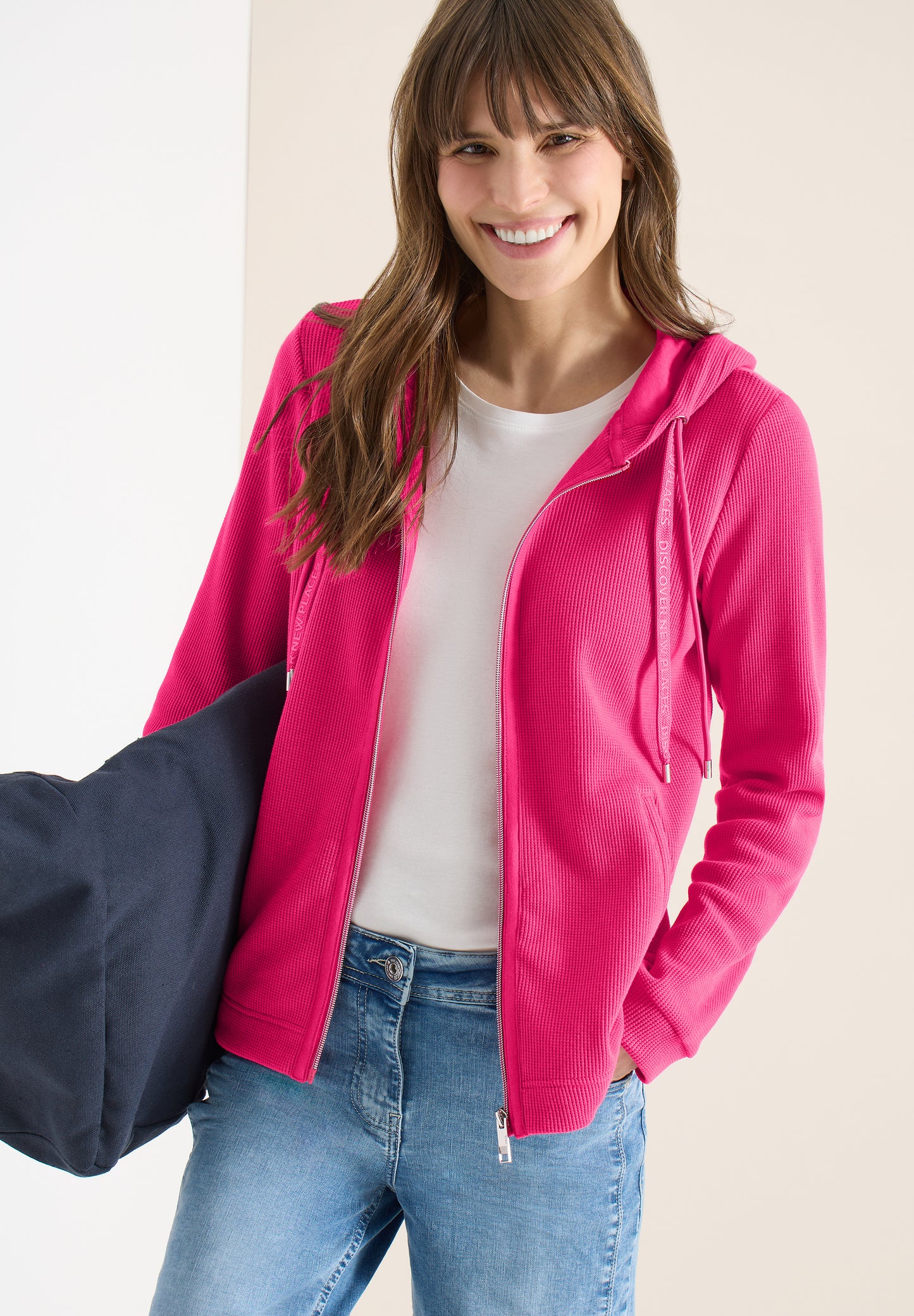 Langarm Jacke mit Kapuze und Taschen