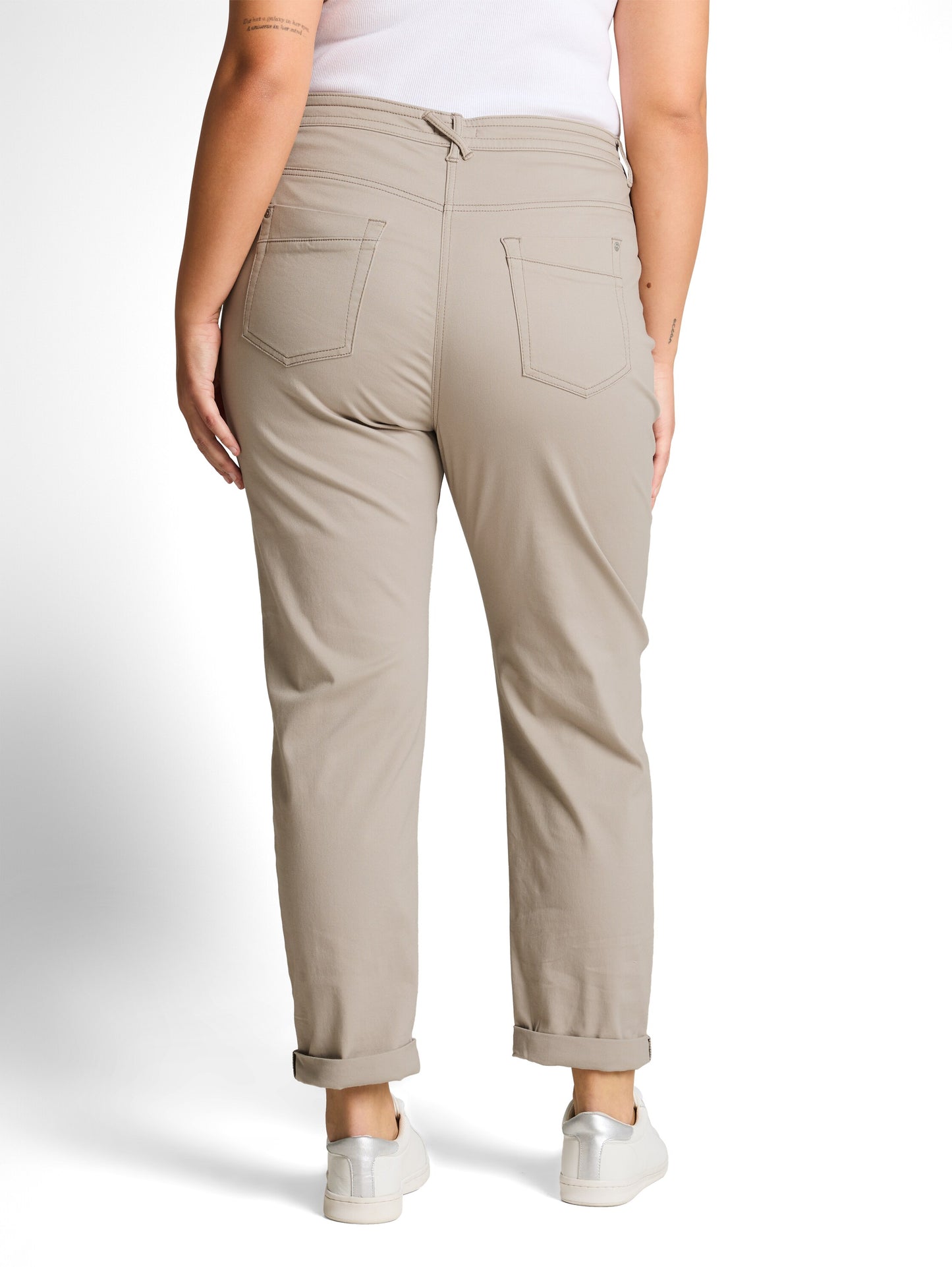 Plus Size - Cropped Slim Hose