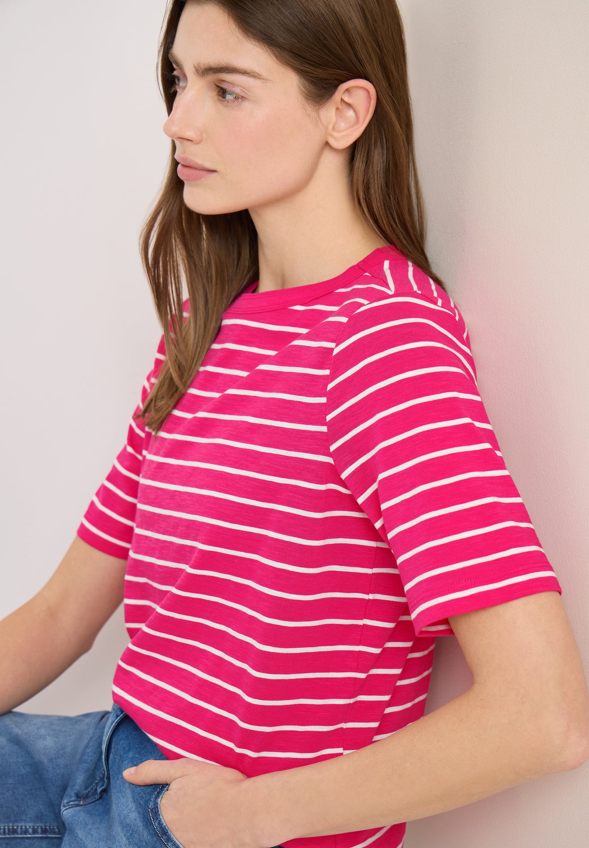 T-Shirt mit Boatneck und Streifen