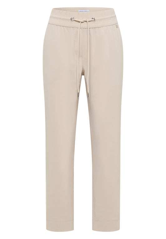 Mid Waist Slim Leg Hose im Casual Fit