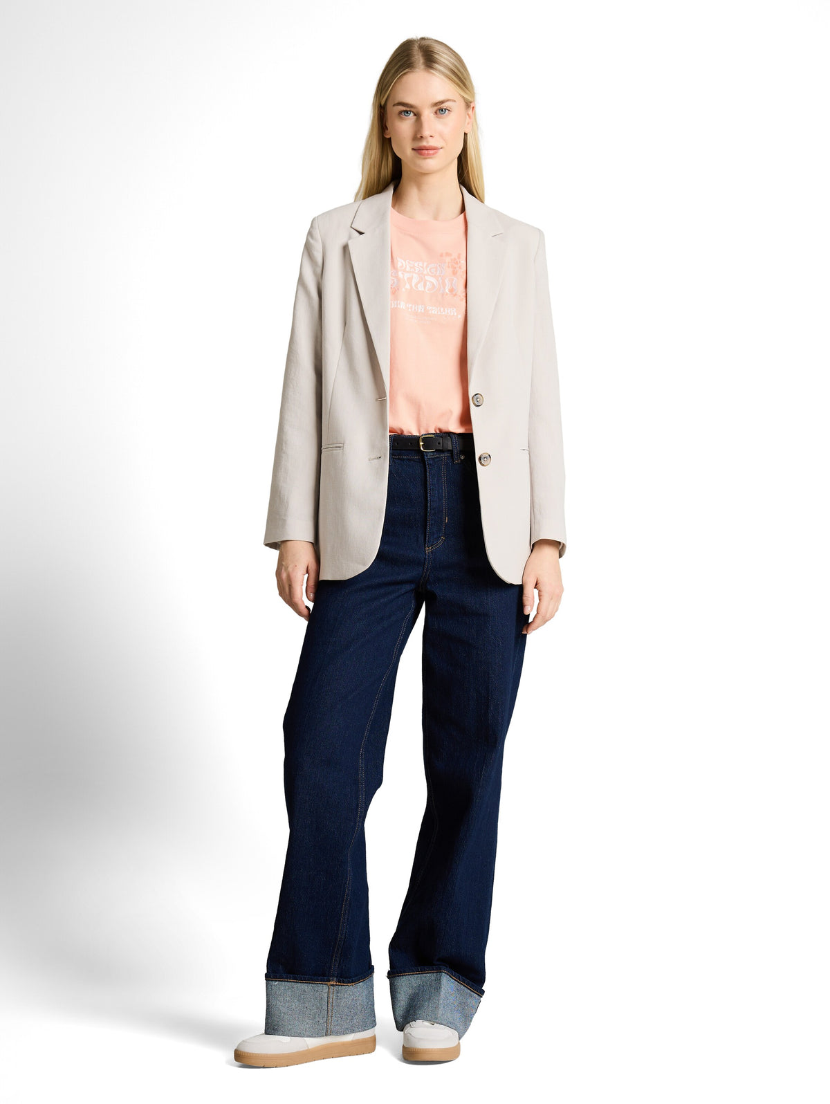 Loose Fit T-Shirt mit Stickerei