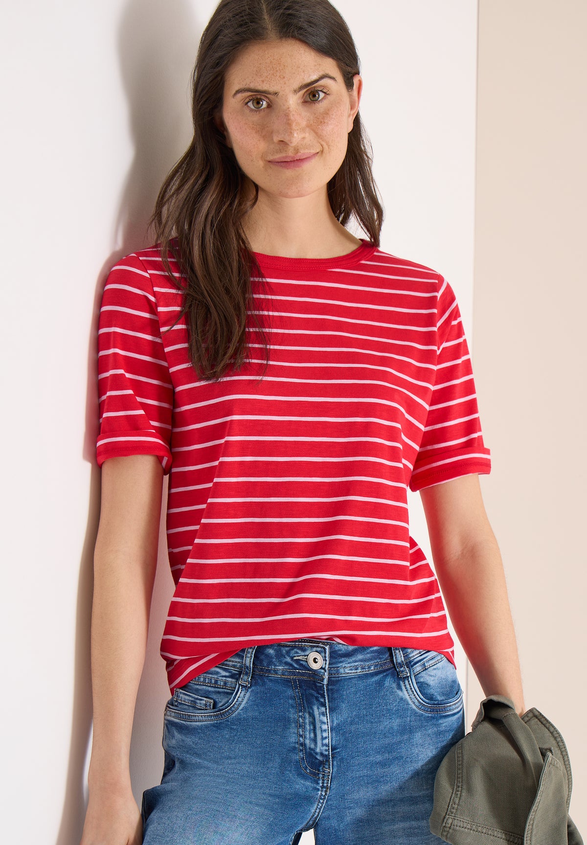 T-Shirt mit Boatneck und Streifen