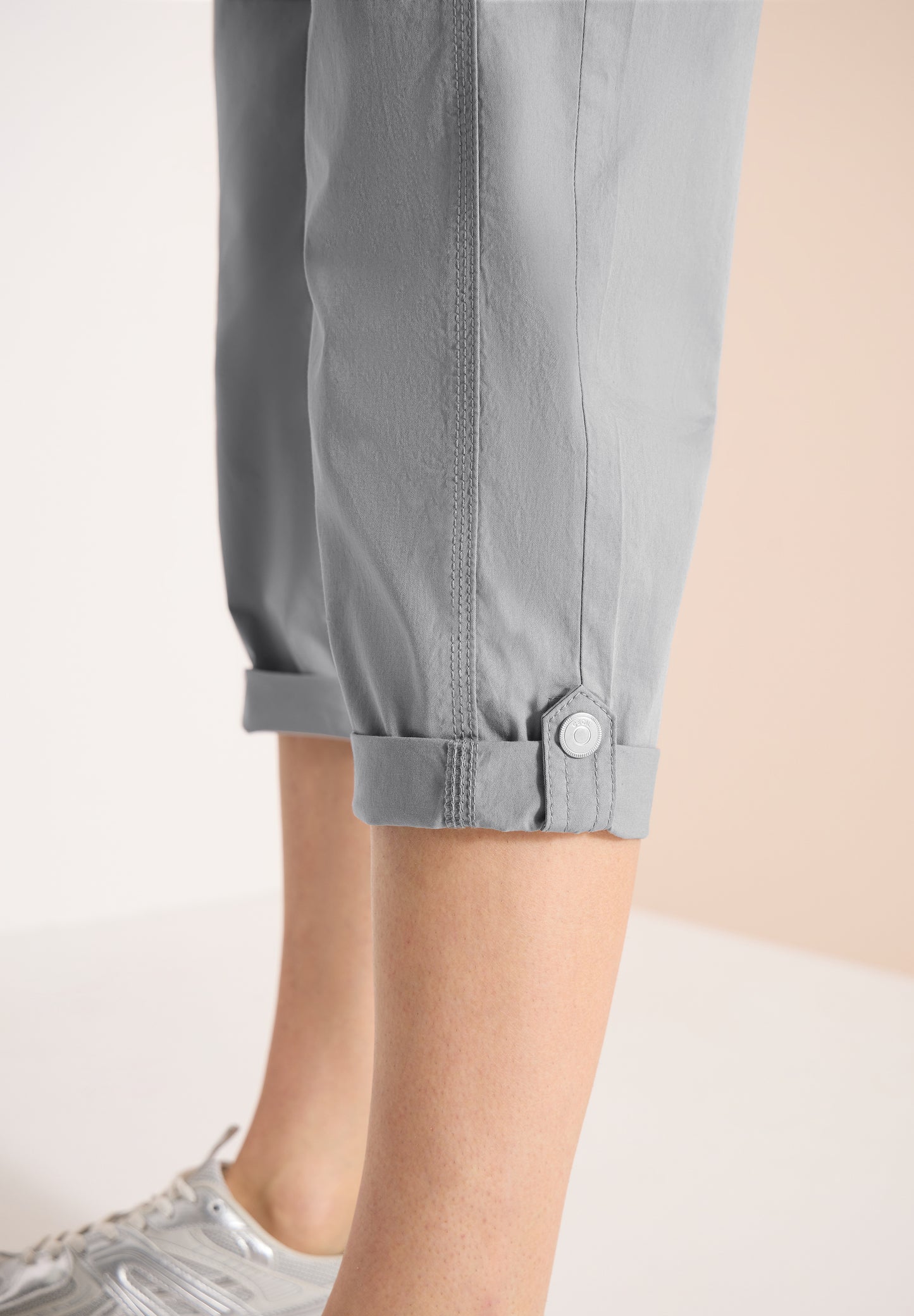 Mid Waist Slim Leg Hose mit Turn-Up