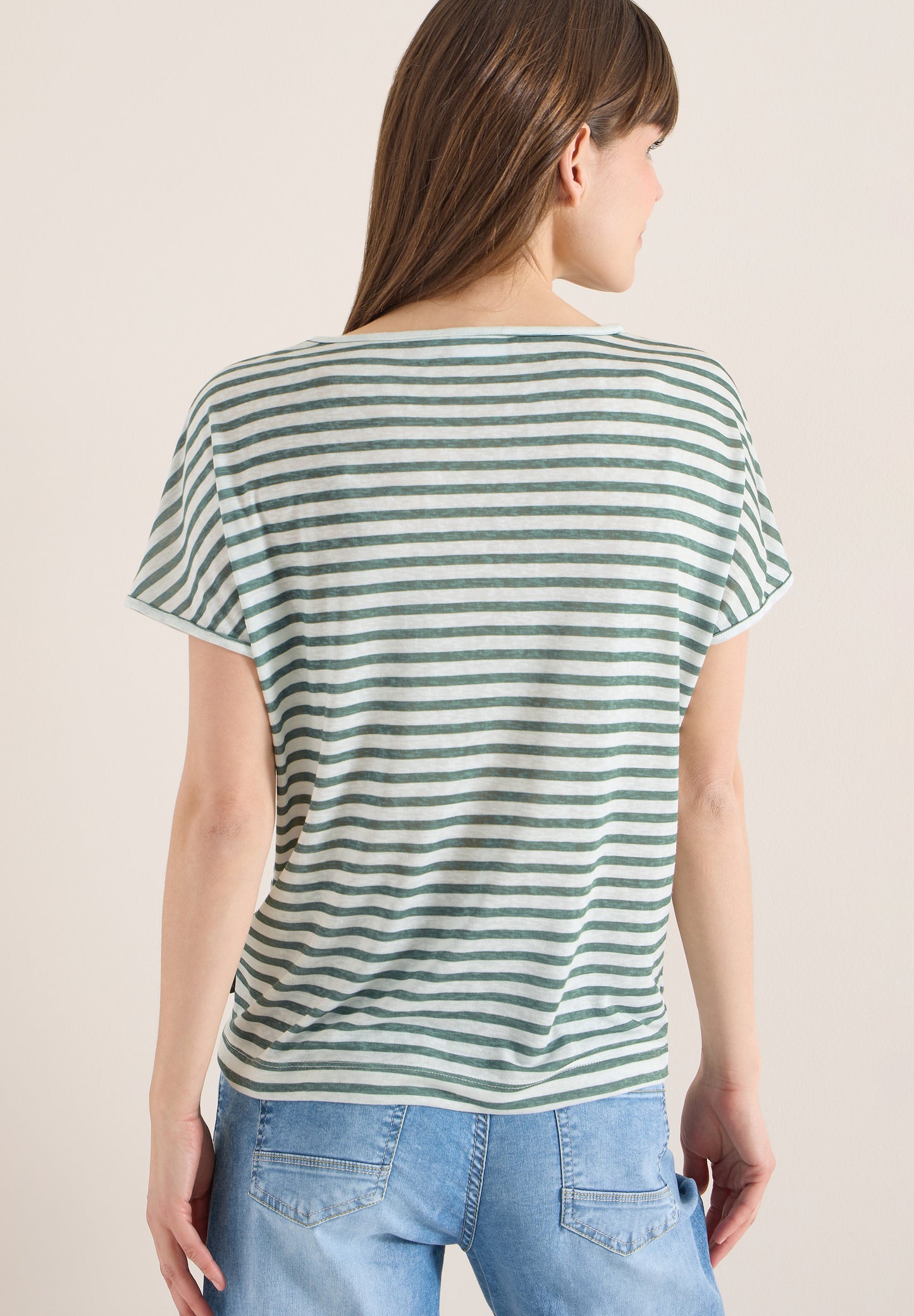 T-Shirt mit Boatneck und Streifen