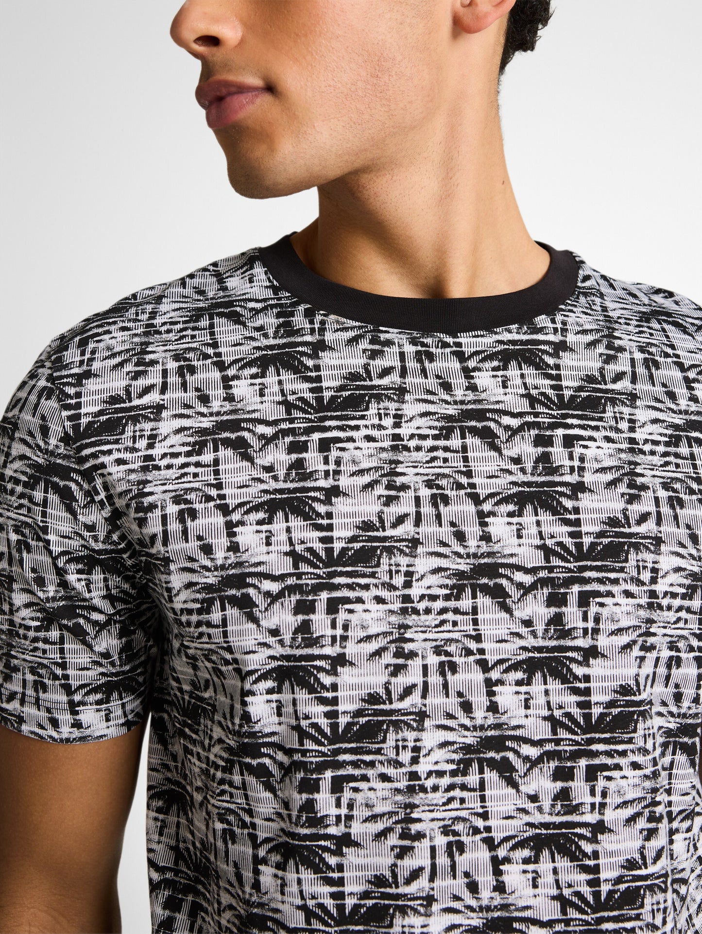 T-Shirt mit Palmenprint