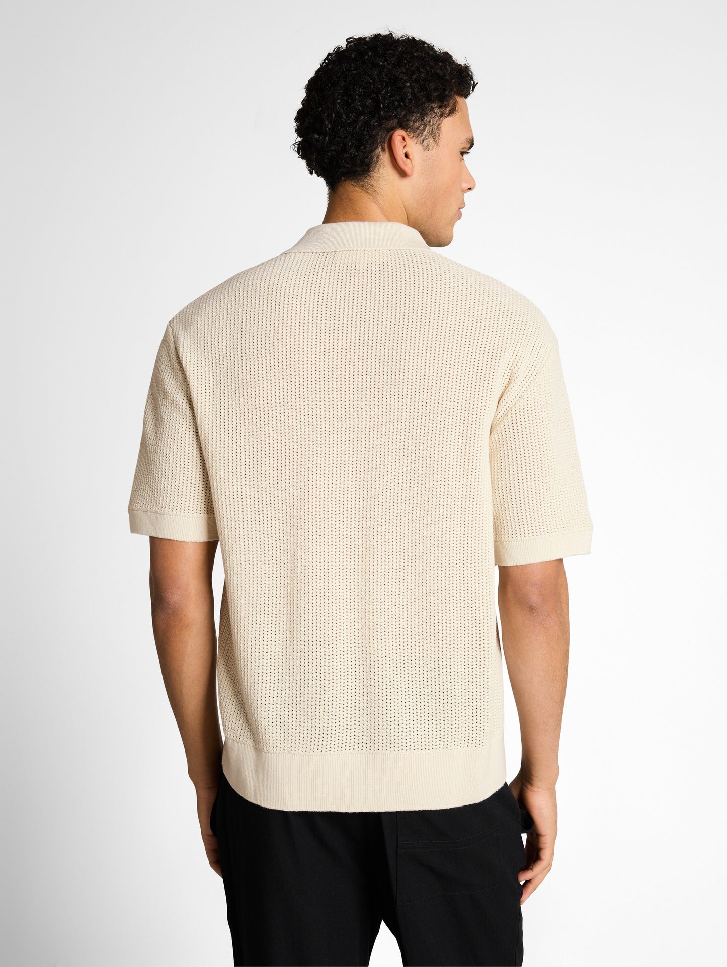 Strickjacke mit Kragen