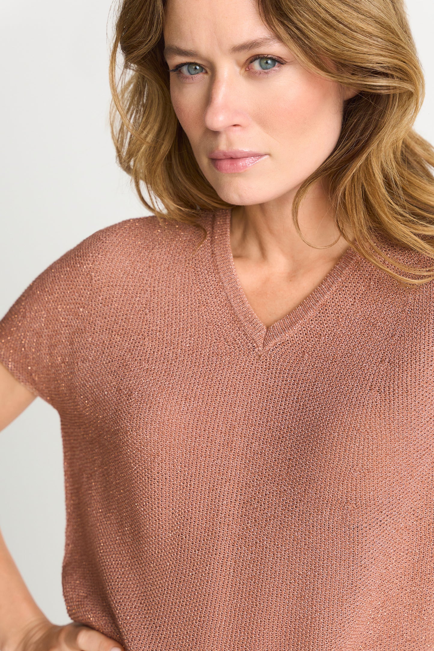 Crew Neck Shiny Yarn