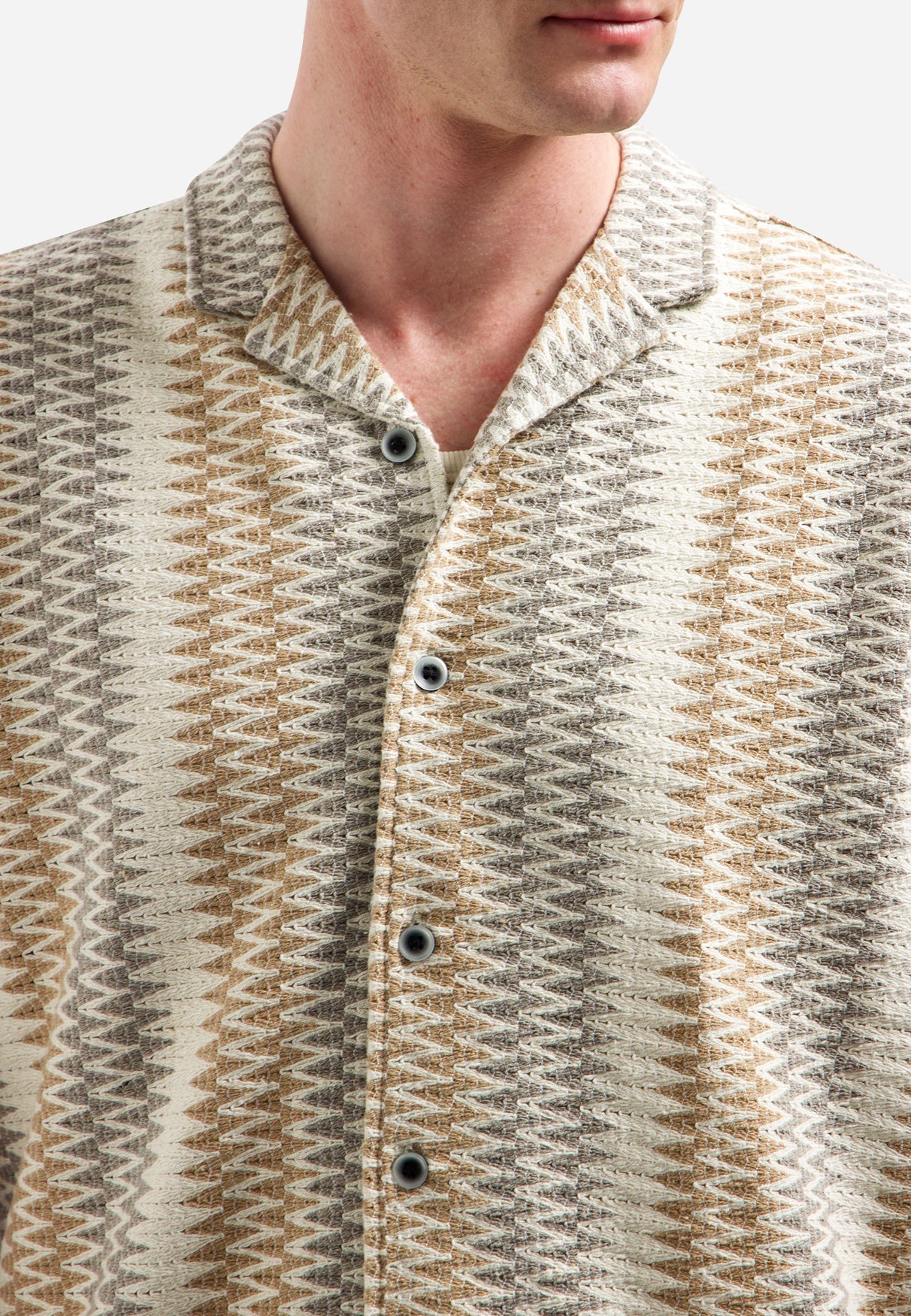 Shirt Short Sleeve Jacquard Fancy ZigZag