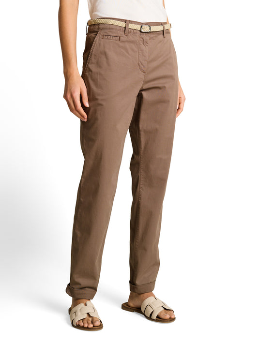 Slim Chino Hose mit Gürtel