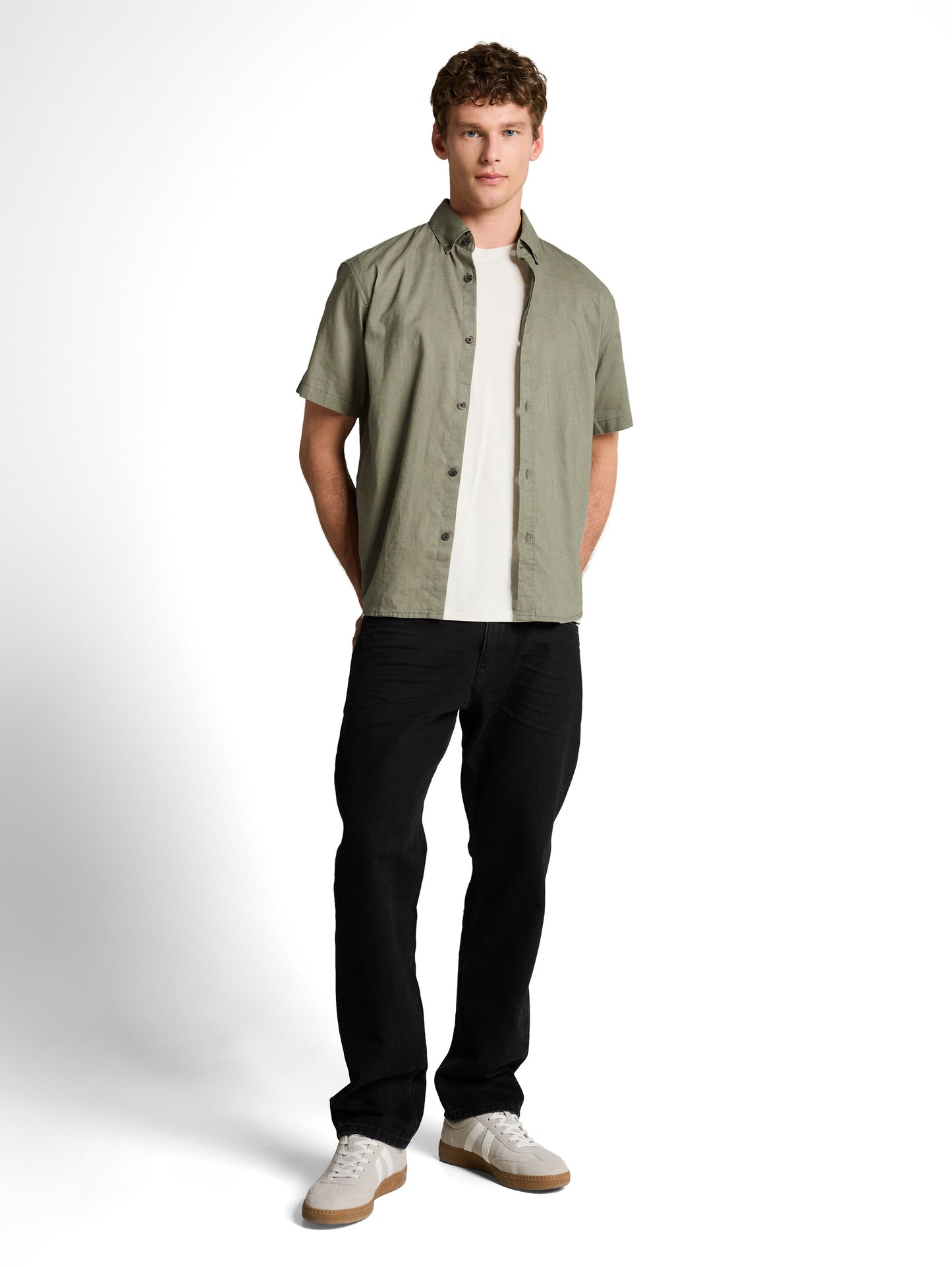 Relaxed Fit Kurzarmhemd mit Leinenanteil