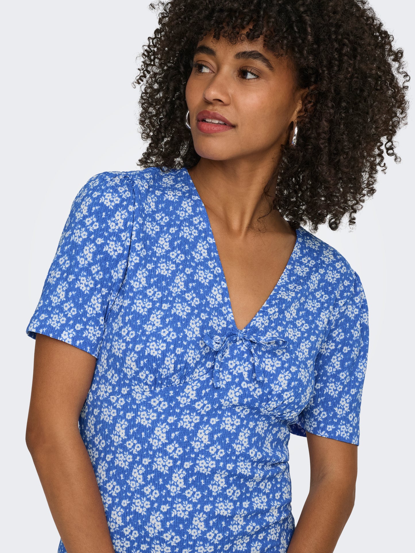 ONLMOLLY S/S V-NECK DRESS JRS NOOS