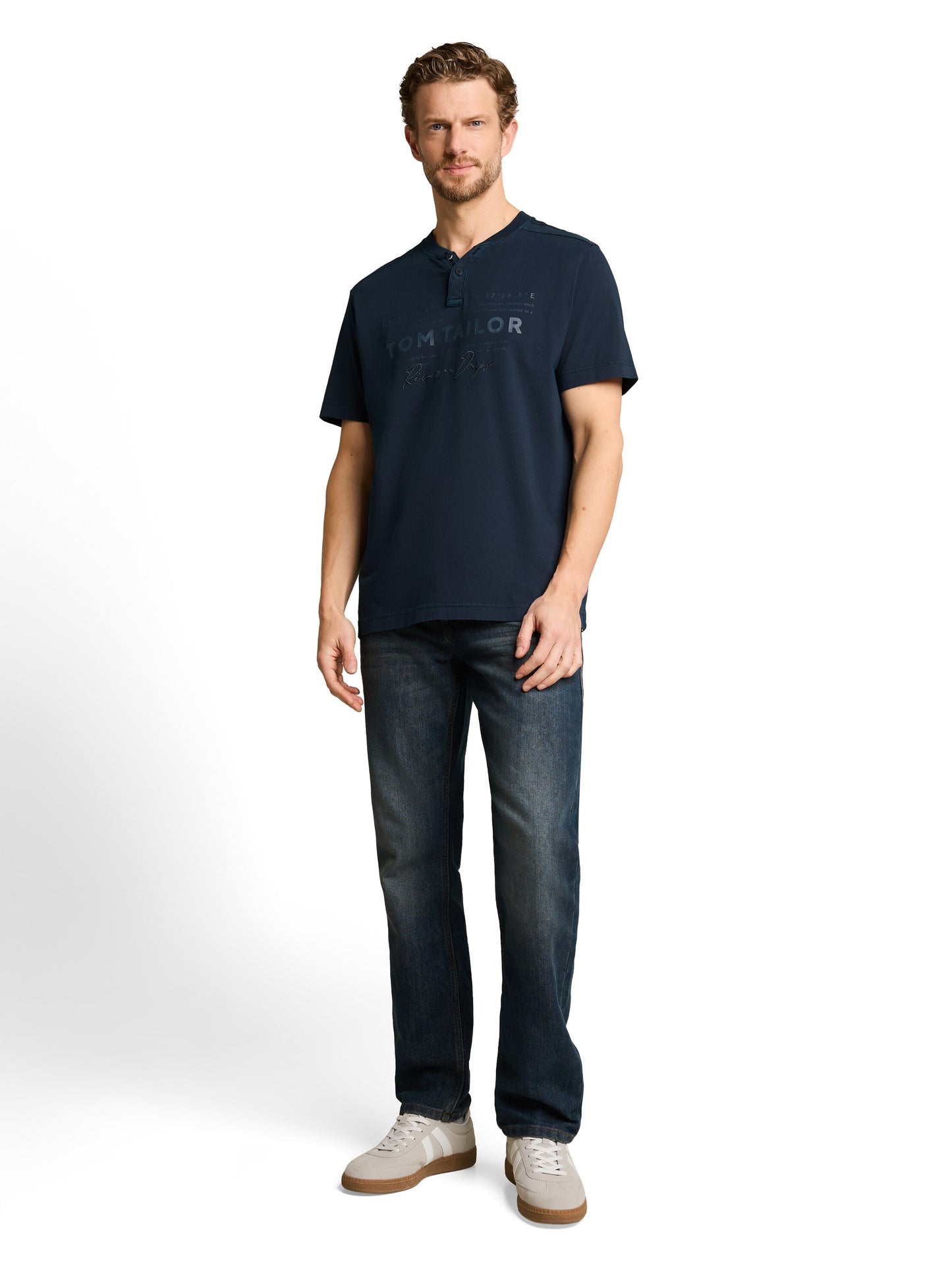 Henley T-Shirt im Used-Look