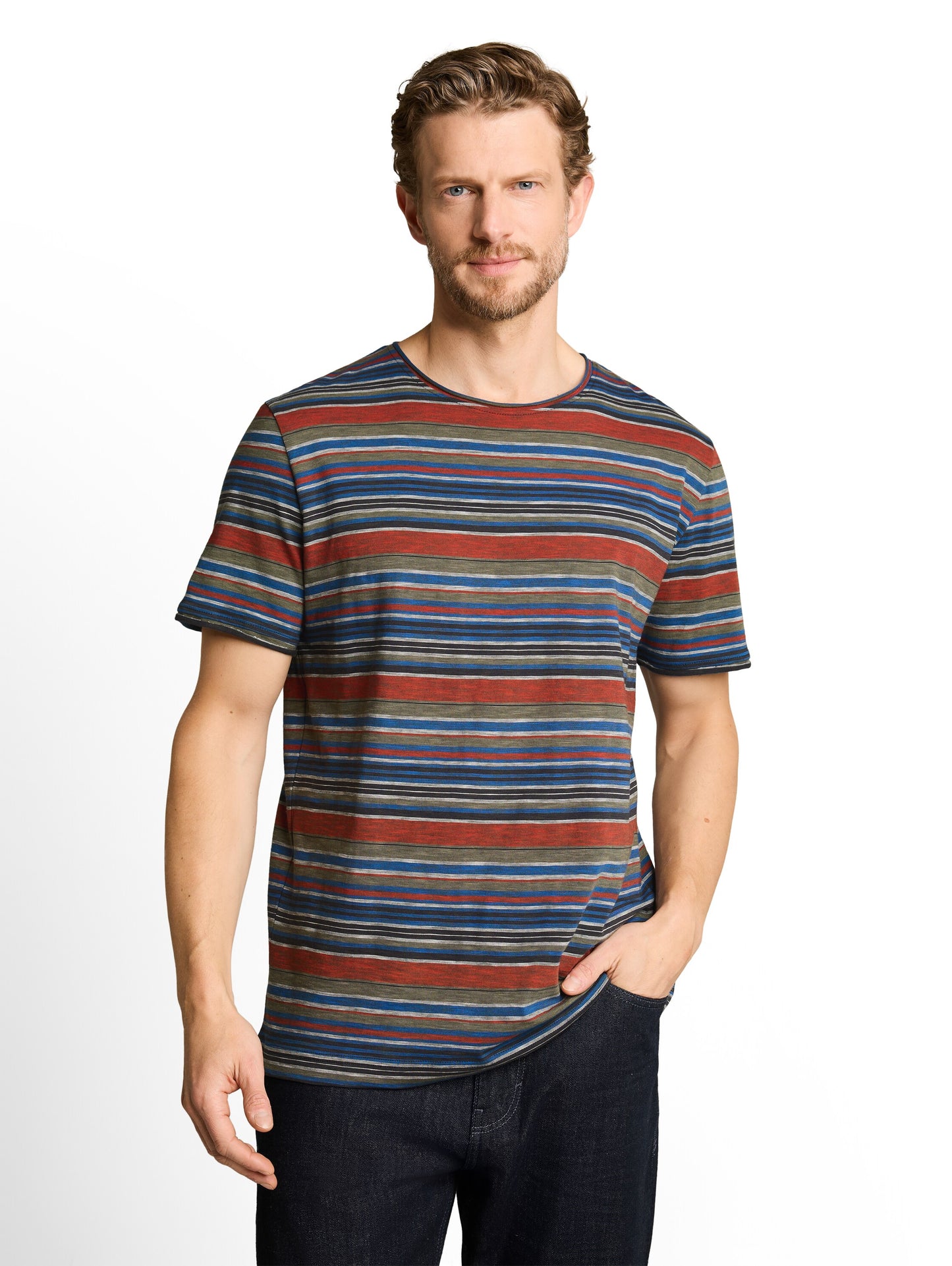 T-Shirt mit feinen Streifen