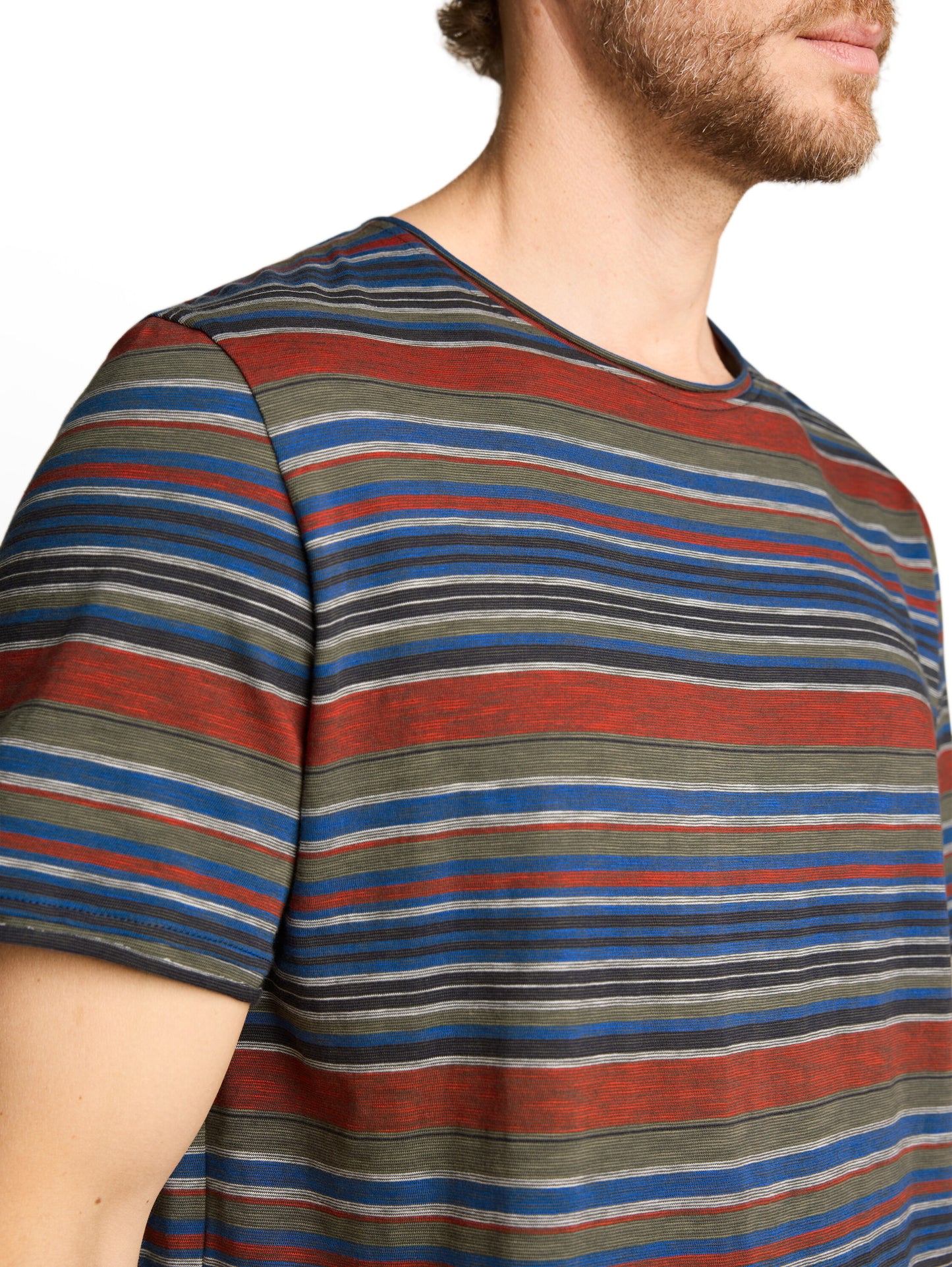 T-Shirt mit feinen Streifen