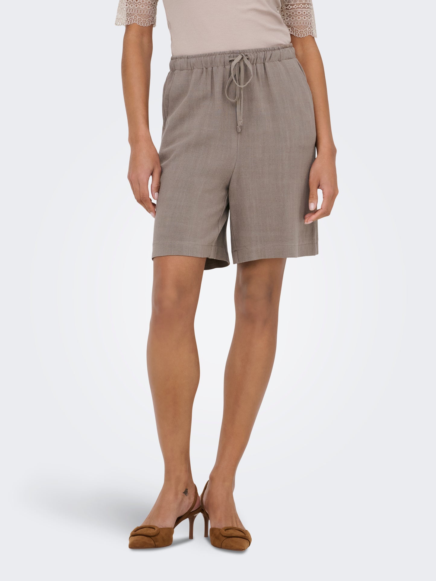 ONLSIESTA MW PULL-UP LIN BL SHORTS  NOOS