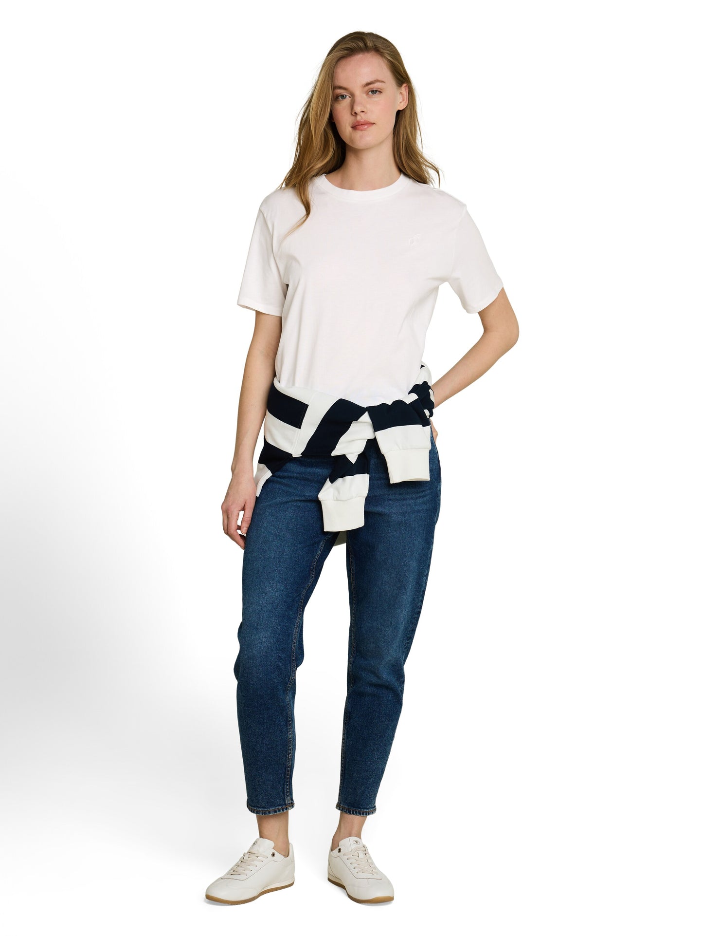 Boxy Fit T-Shirt mit Stickerei