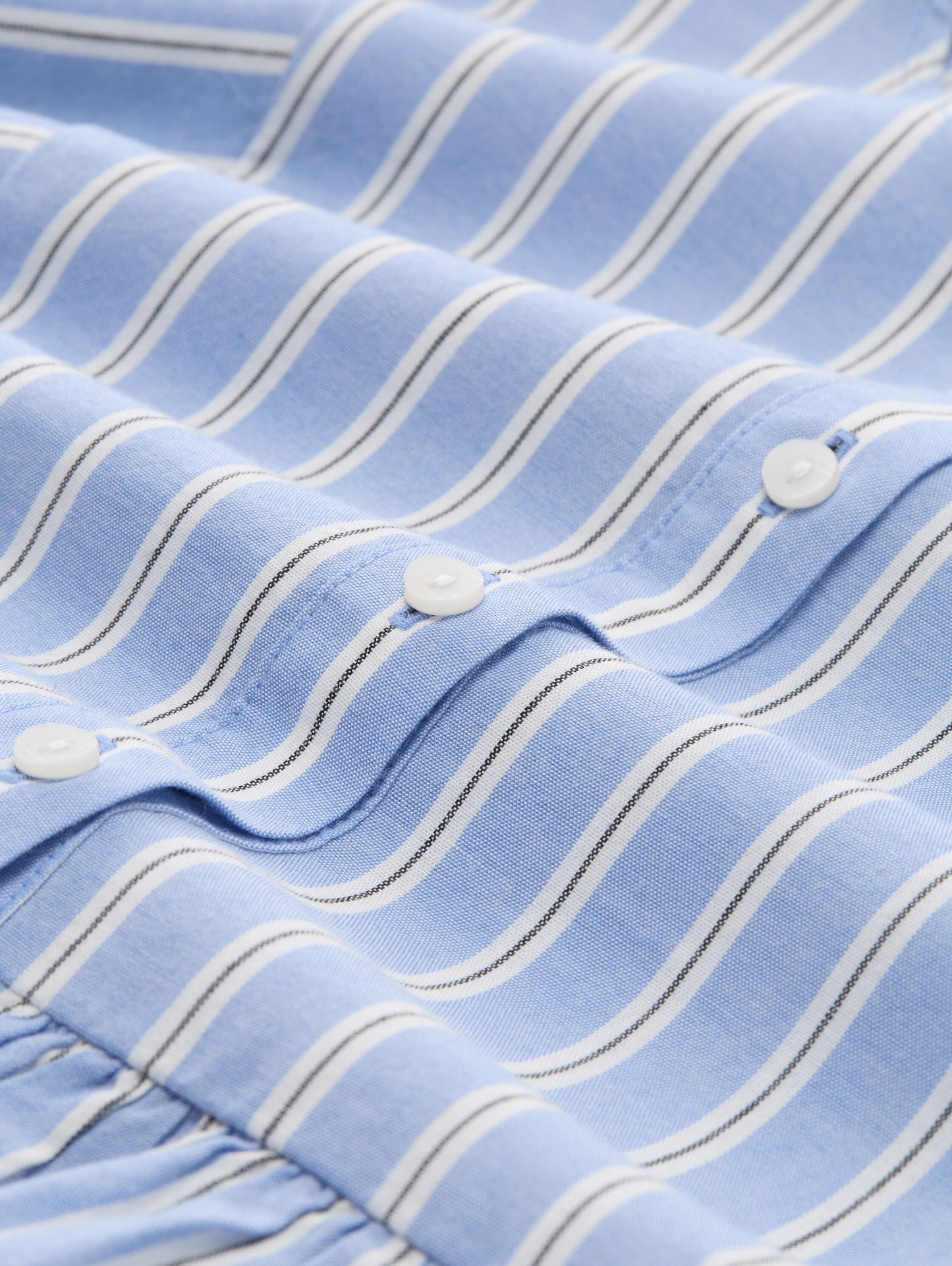 Bluse mit Streifen und Schleifendetails
