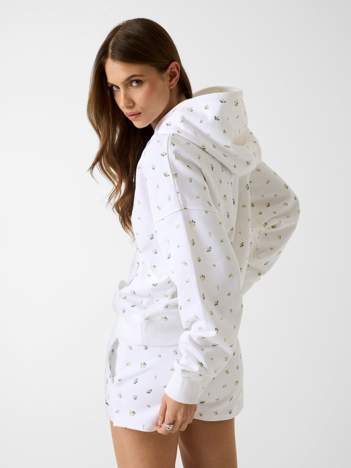 GJ OVER HOOD PRINTED SWEATSHIR