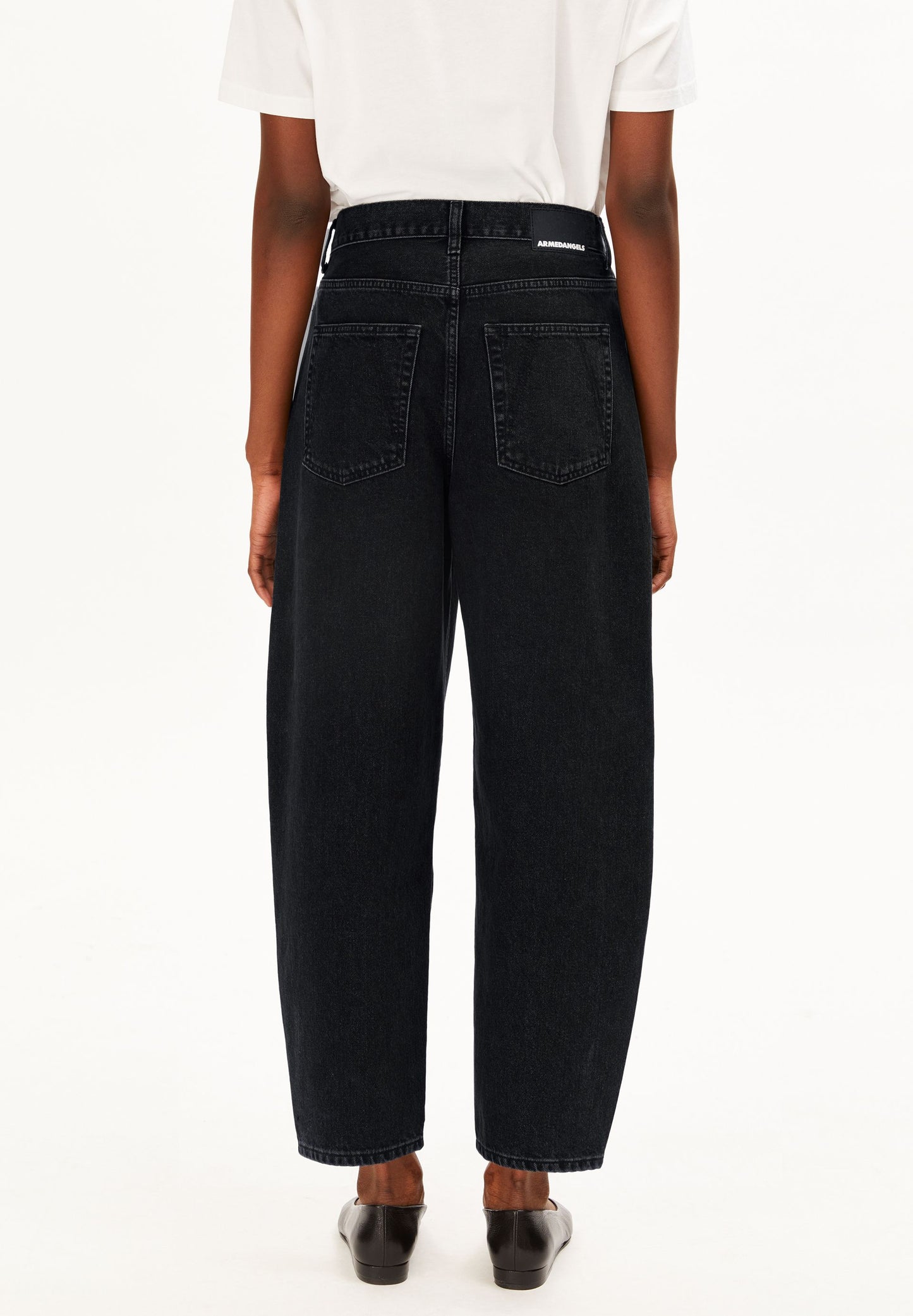 BAARLY HIGH WAIST BARREL JEAN