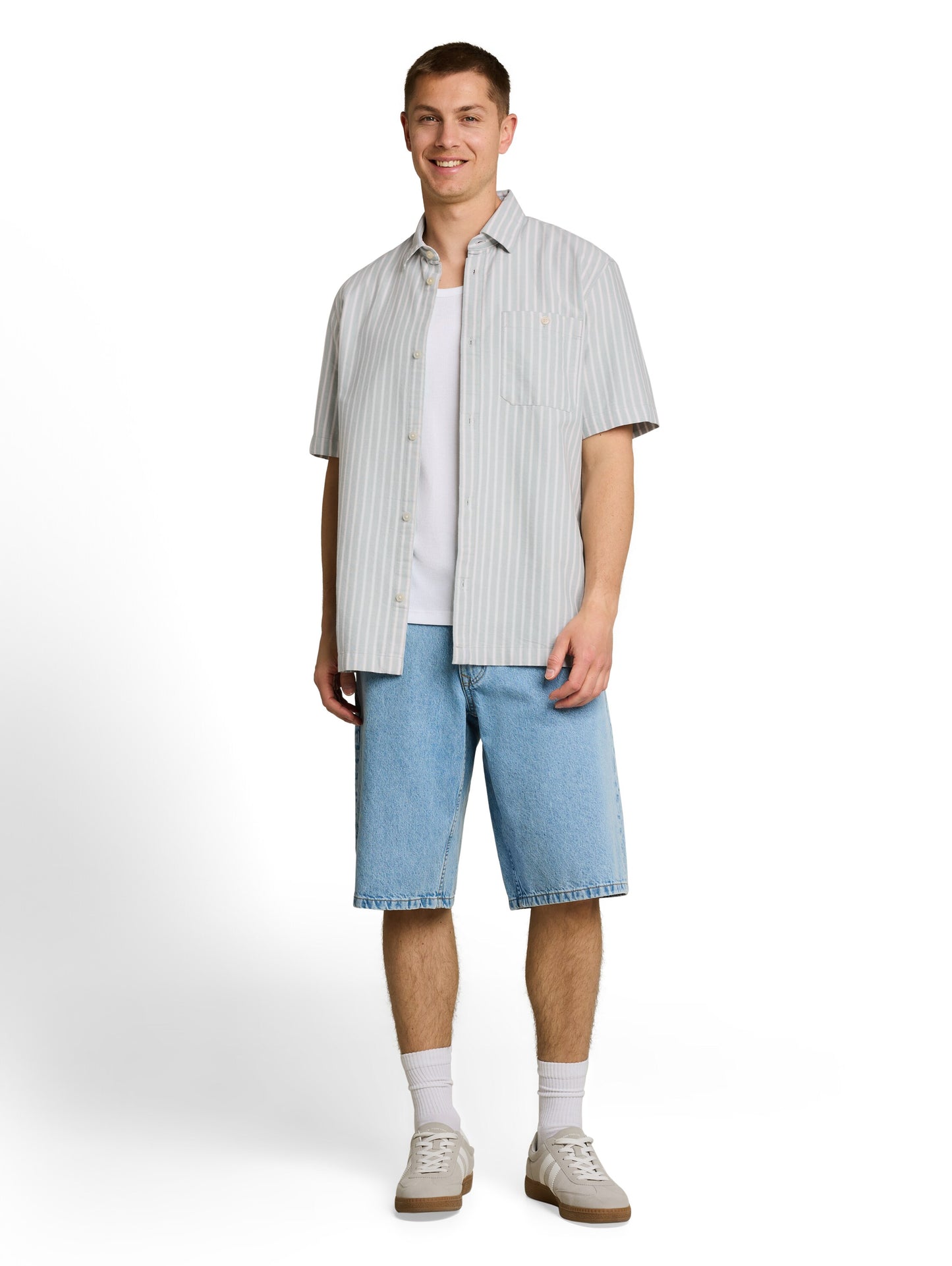 Relaxed Fit Kurzarmhemd mit Streifen