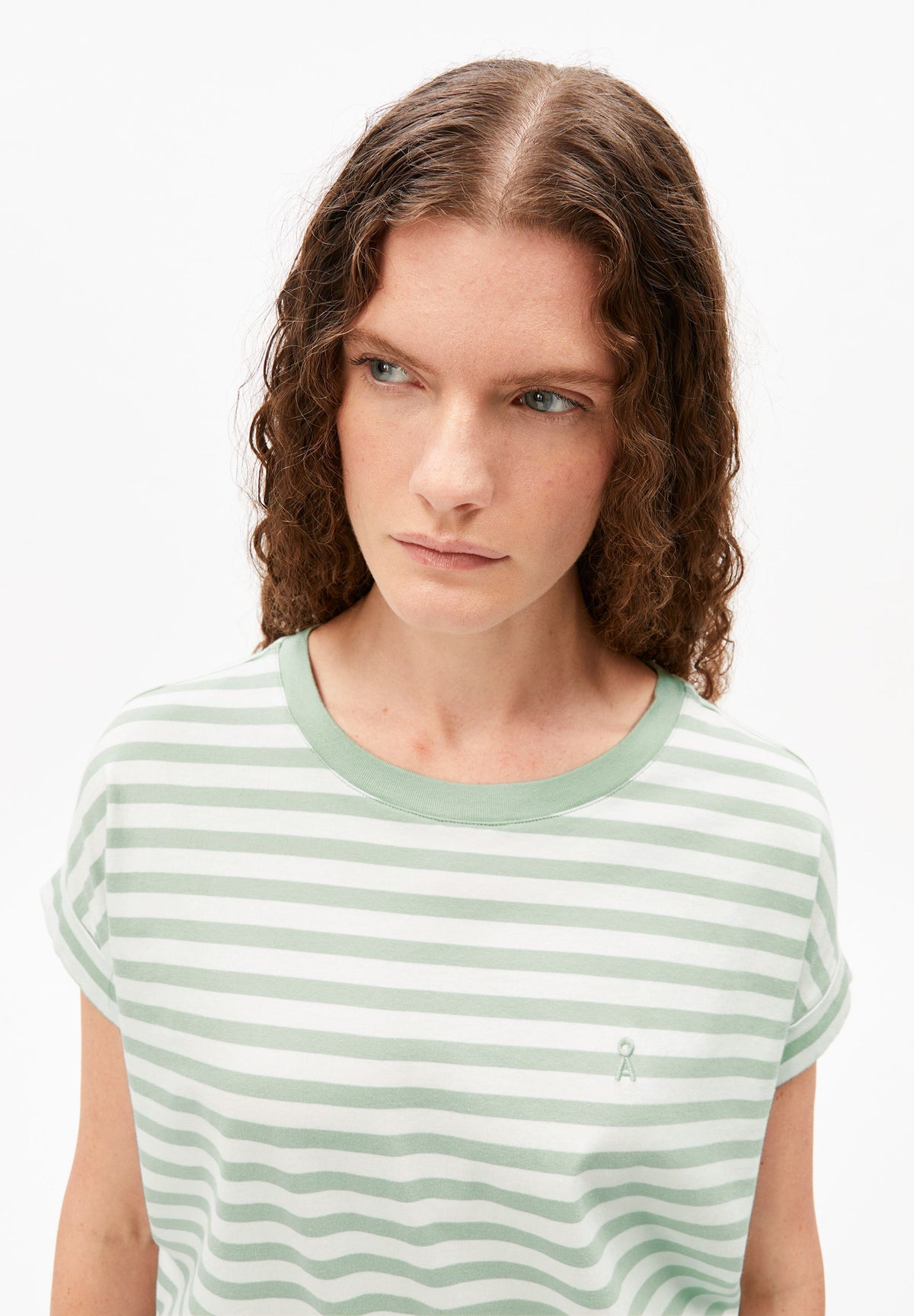 IDAARA STRIPE T-SHIRT