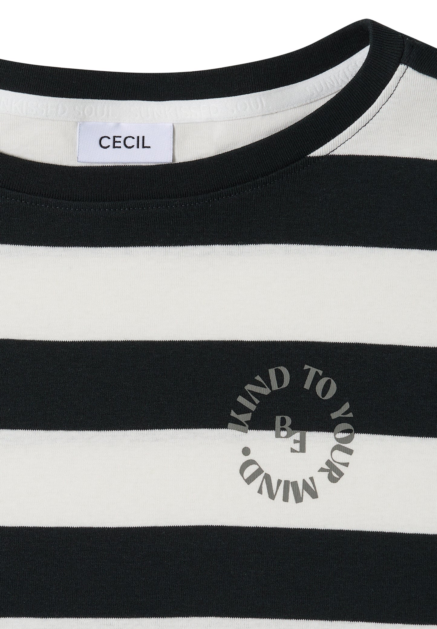 T-Shirt mit Streifen und Printdetail