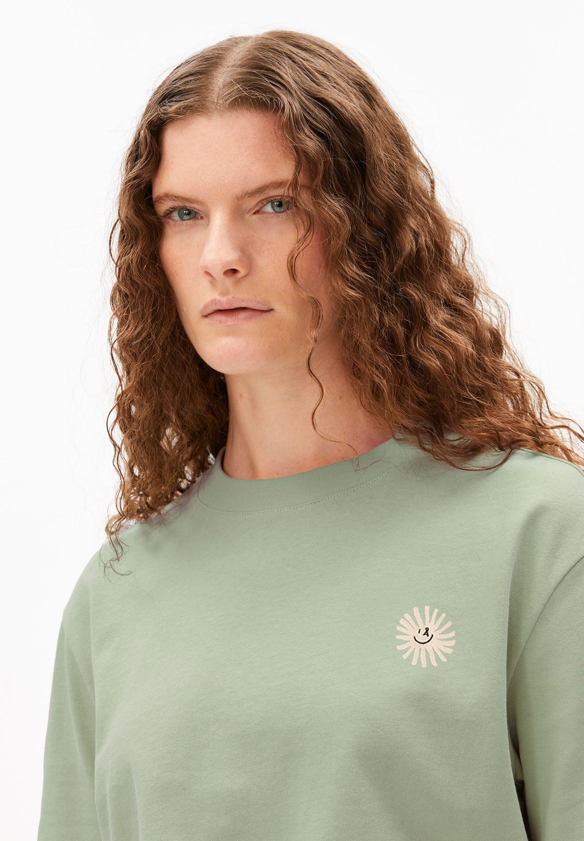 TARJAA GRAPHIC T-SHIRT