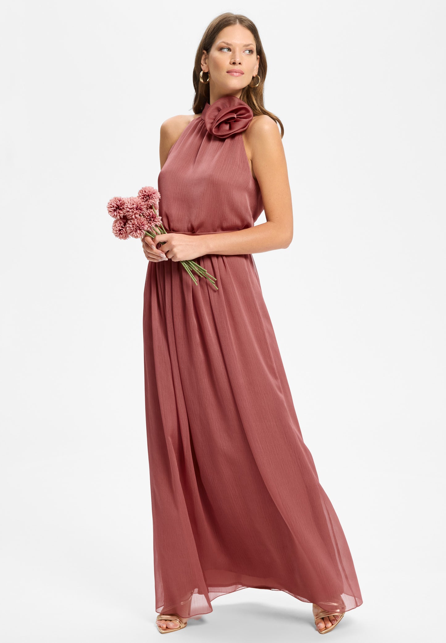 Top mit Stoffblüte aus Crinkle Chiffon